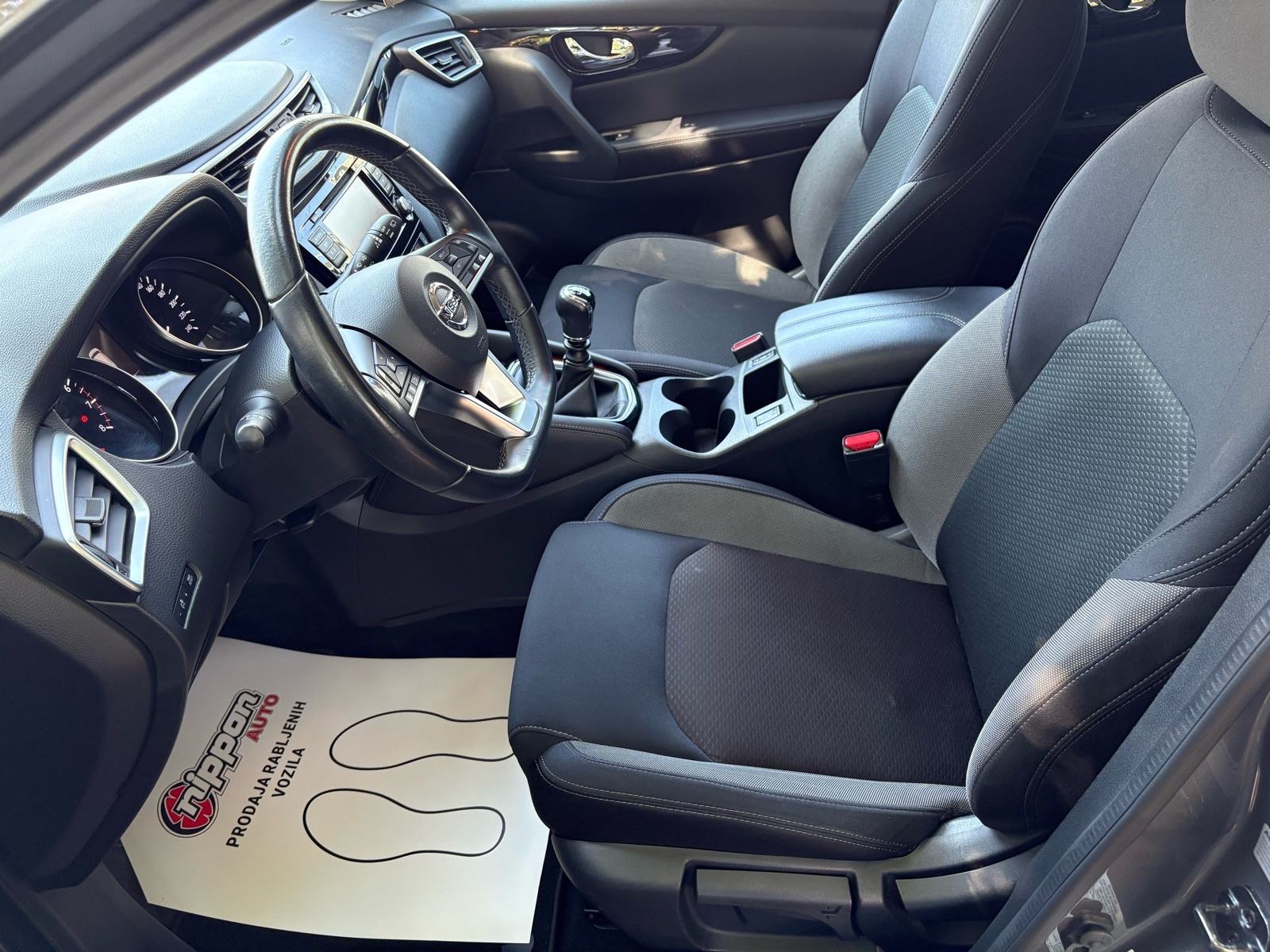 Nissan Qashqai 1,3 REG:11/2026 - PANORAMA - NAVI - KLIMA - LEASING, fotografija 11