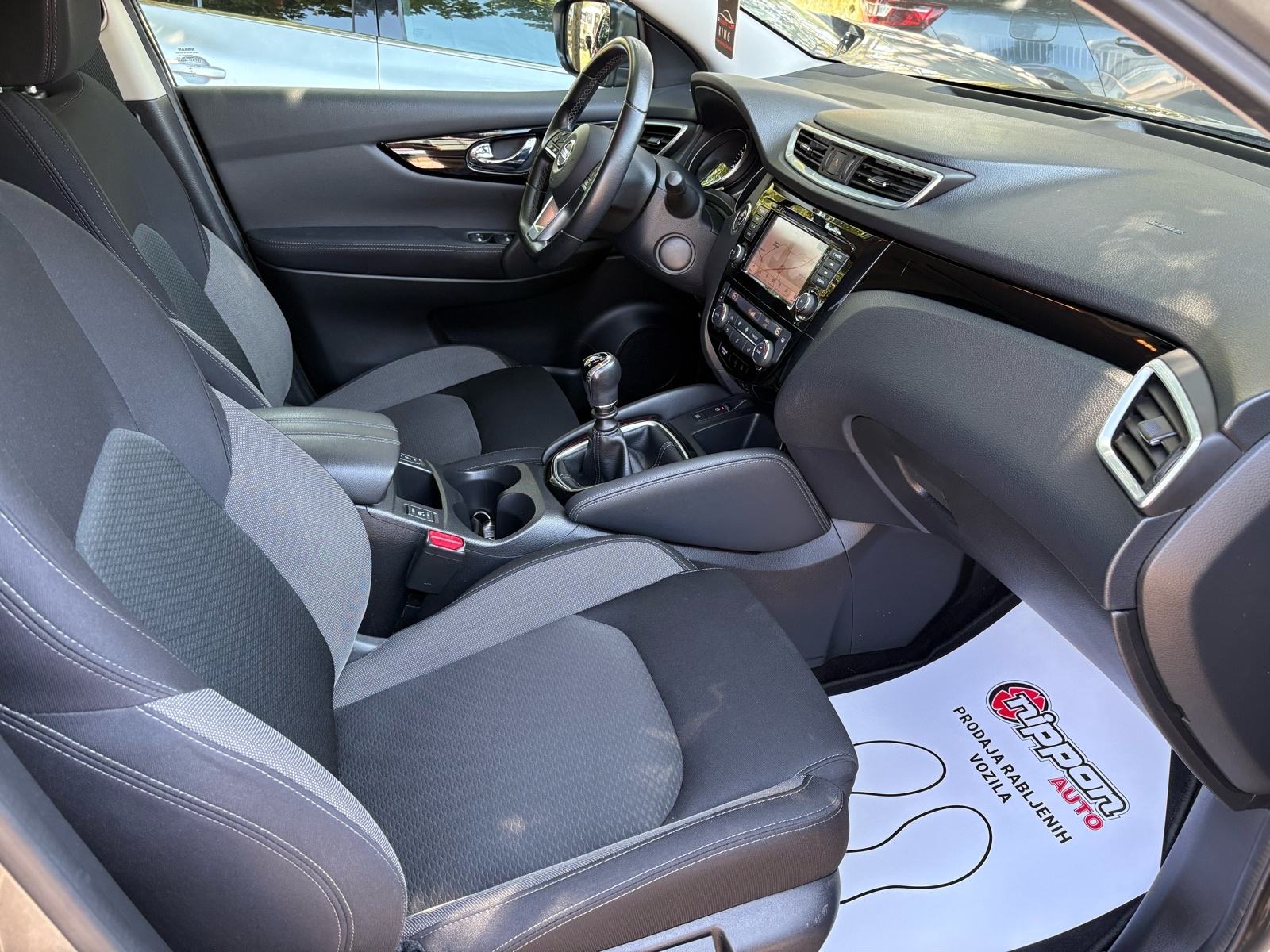 Nissan Qashqai 1,3 REG:11/2026 - PANORAMA - NAVI - KLIMA - LEASING, fotografija 19