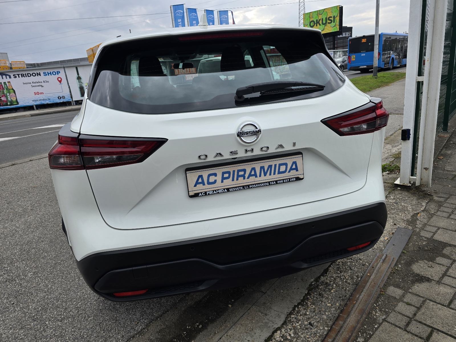 Nissan Qashqai 1,3 MHEV ●1 VLASNIK●SERVISNA●U PDV-u●●AKCIJA●●, fotografija 6