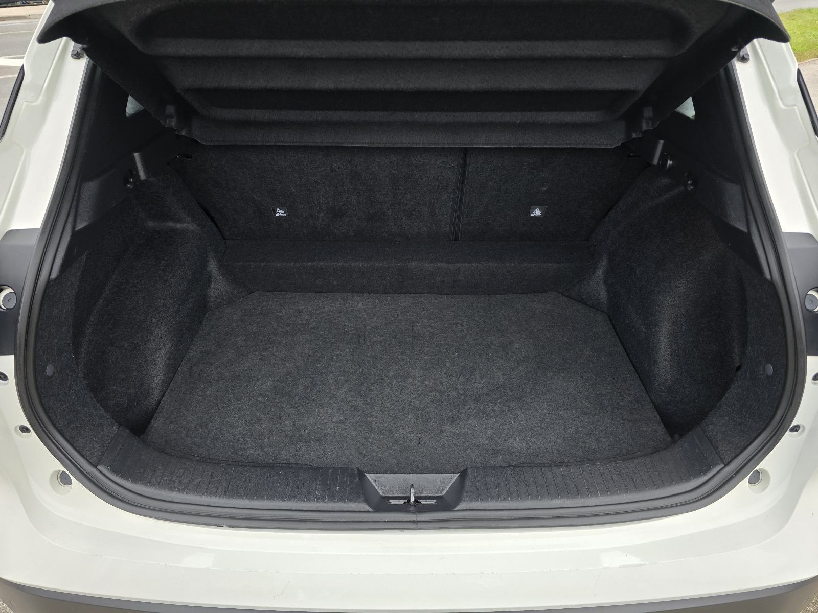 Nissan Qashqai 1,3 MHEV ●1 VLASNIK●SERVISNA●U PDV-u●●AKCIJA●●, fotografija 10