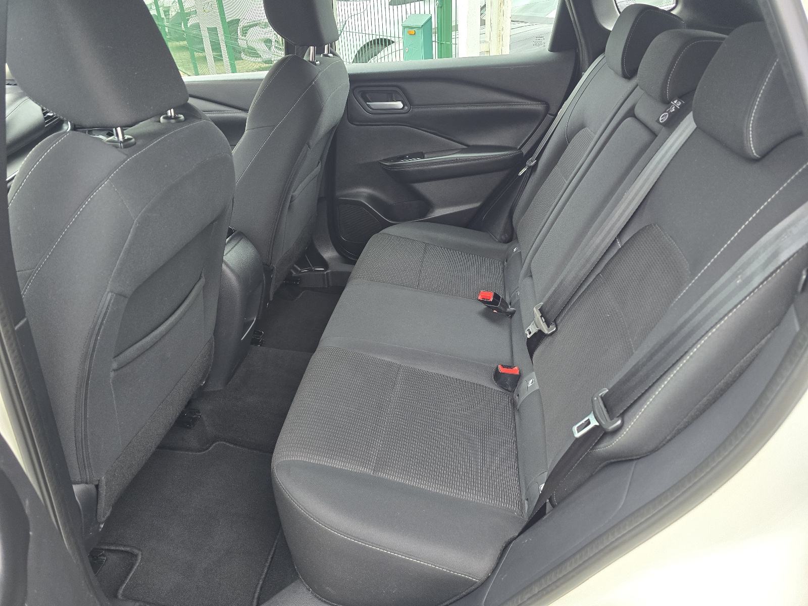 Nissan Qashqai 1,3 MHEV ●1 VLASNIK●SERVISNA●U PDV-u●●AKCIJA●●, fotografija 9