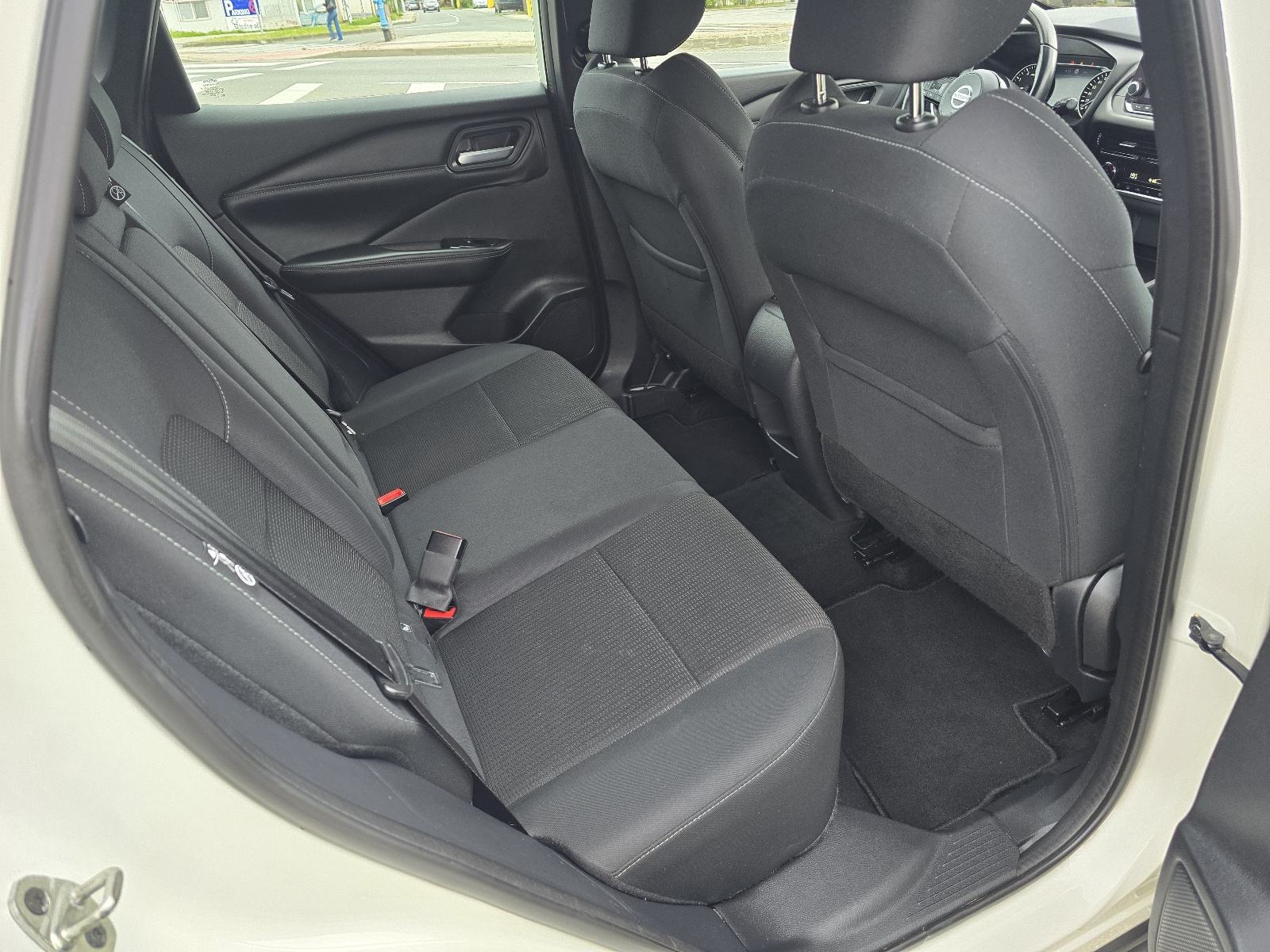 Nissan Qashqai 1,3 MHEV ●1 VLASNIK●SERVISNA●U PDV-u●●AKCIJA●●, fotografija 12