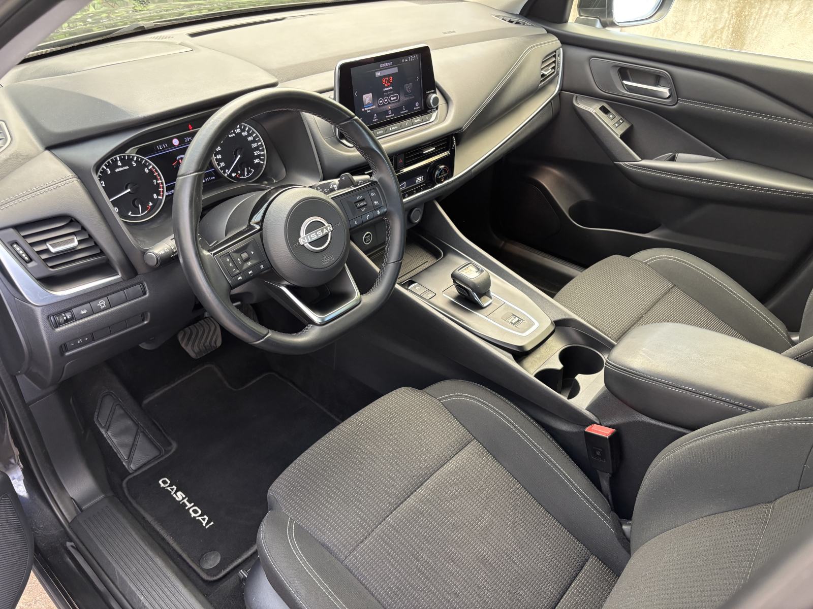 NISSAN Qashqai 1.3 xtronic, 116kW/158 KS, fotografija 9