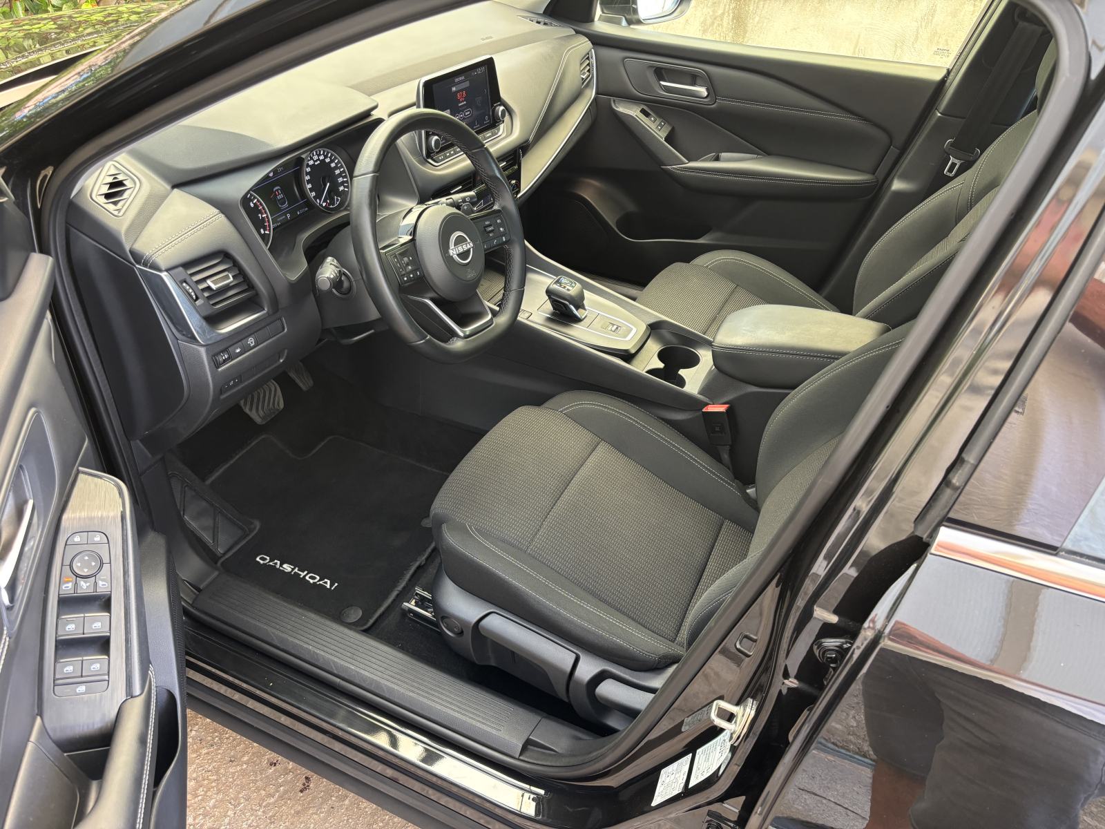 NISSAN Qashqai 1.3 xtronic, 116kW/158 KS, fotografija 8