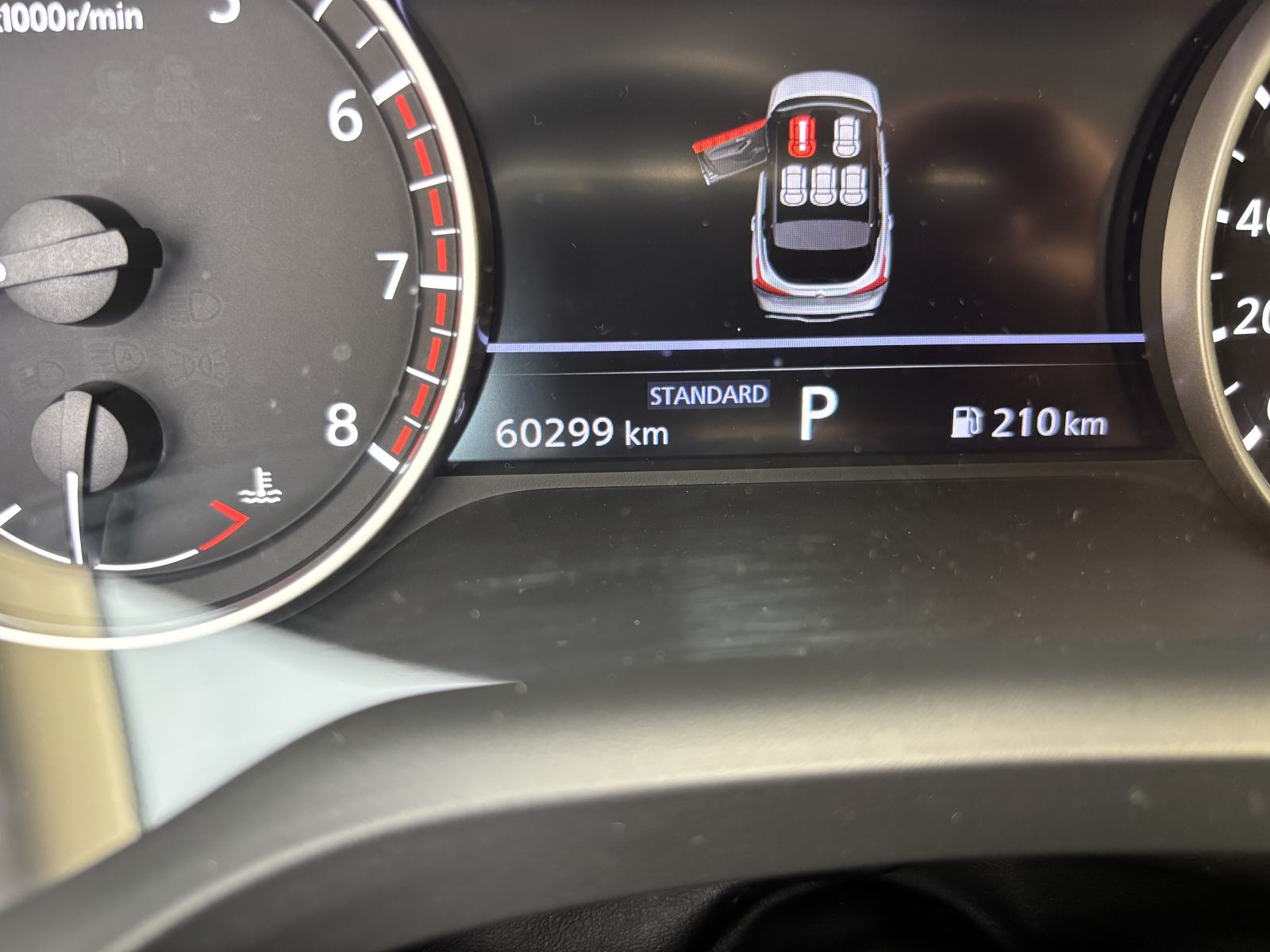 NISSAN Qashqai 1.3 xtronic, 116kW/158 KS, fotografija 17