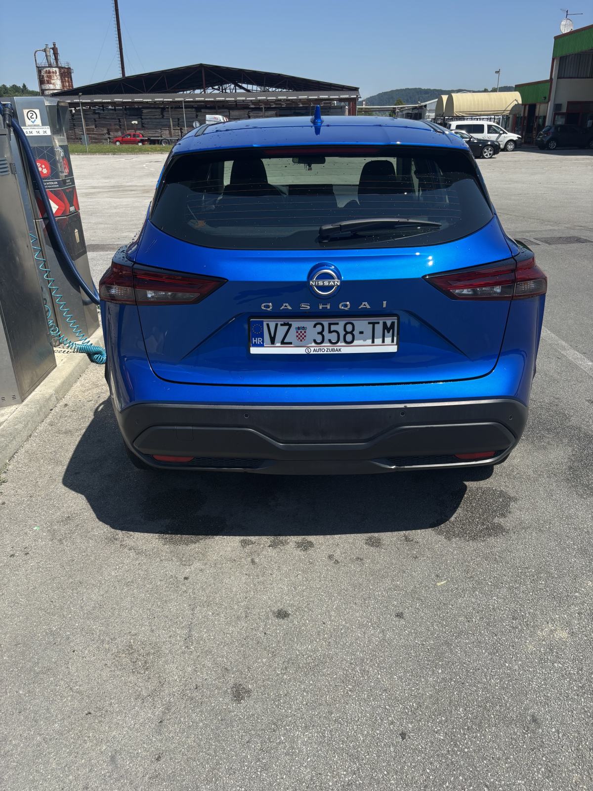 Nissan Qashqai 1.3, fotografija 7