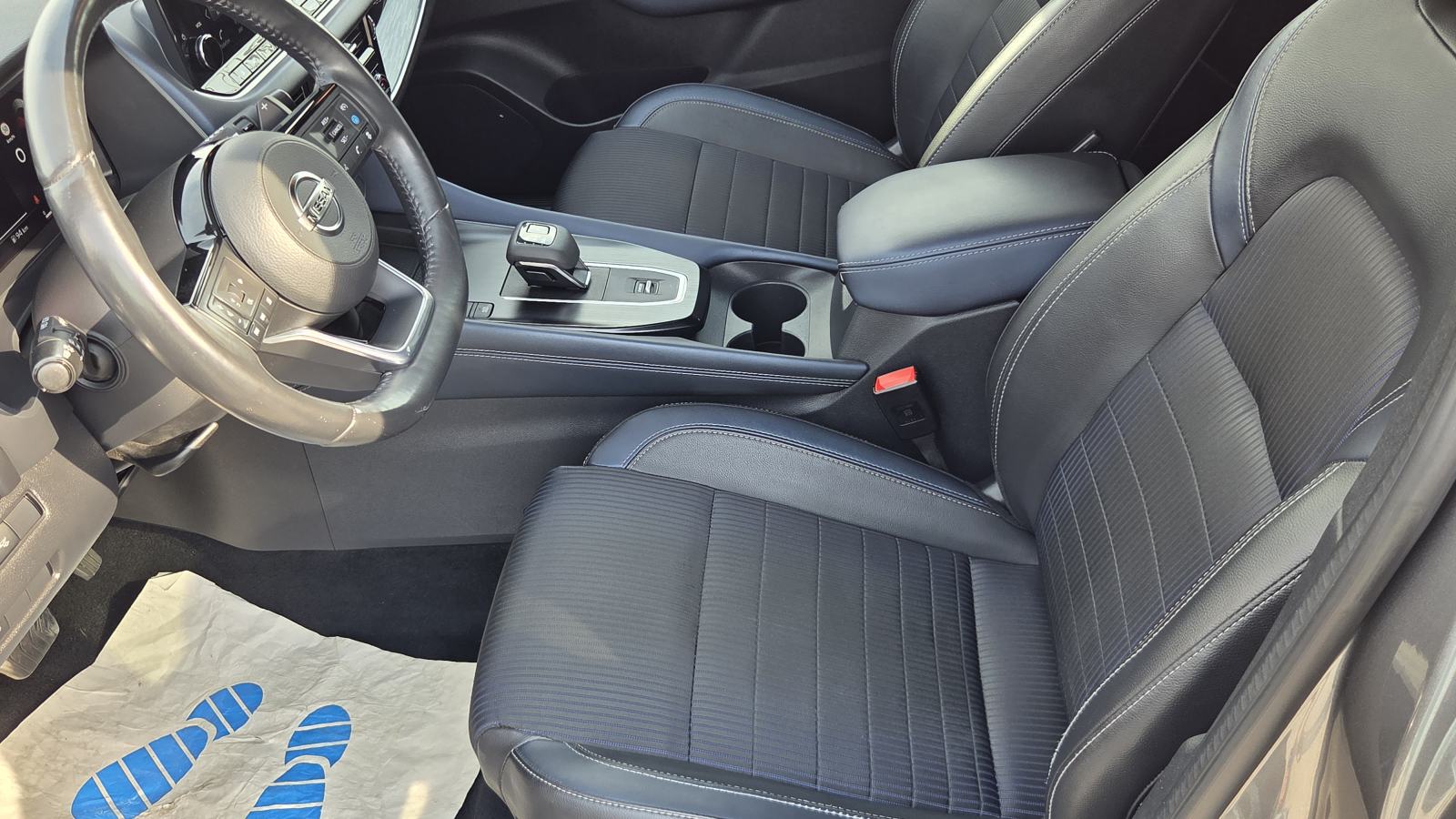 Nissan Qashqai 1.3 TEKNA PLUS 89TKM SERV LED NAVI KAMERA PANORAMA VIRT, fotografija 17