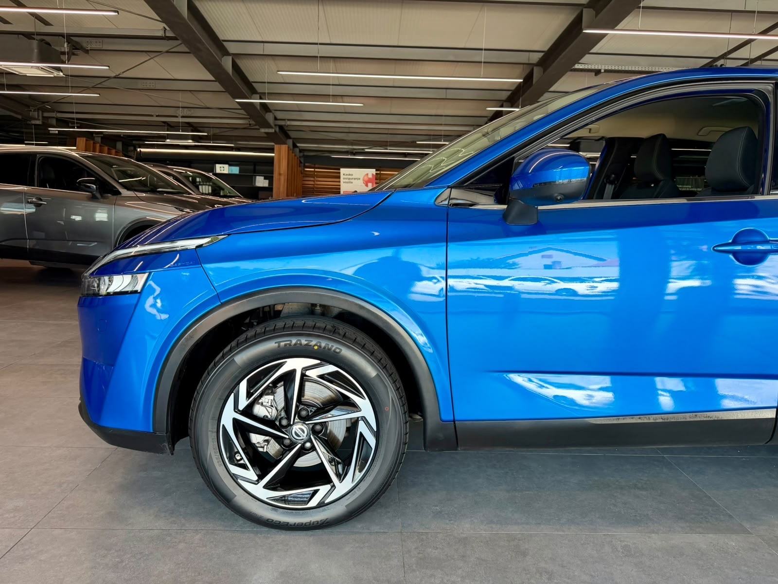 Nissan Qashqai 1.3 DIG-T NAVI •VIRTUAL • ALU 16"• KAMERA • LEASING, fotografija 11