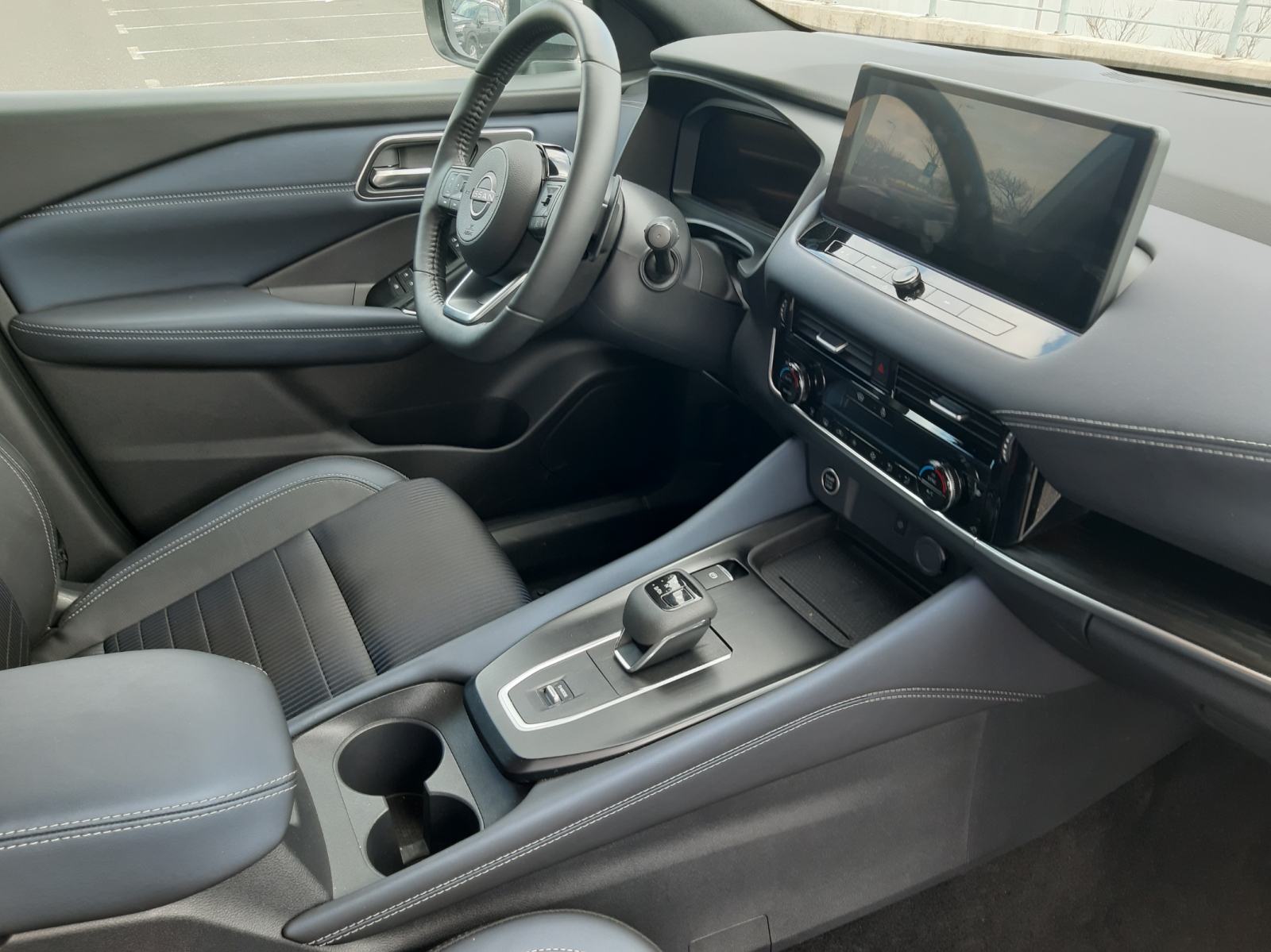 NISSAN QASHQAI 1.3 TEKNA - AUT-HUP- ACC-ProPILOT-LED-NAVY - KAM 360, fotografija 10