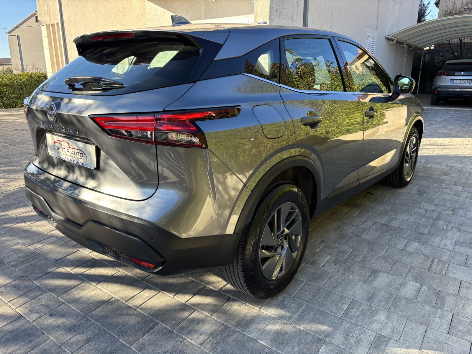 NISSAN Qashqai 1.3 xtronic, 116kW/158 KS, fotografija 6