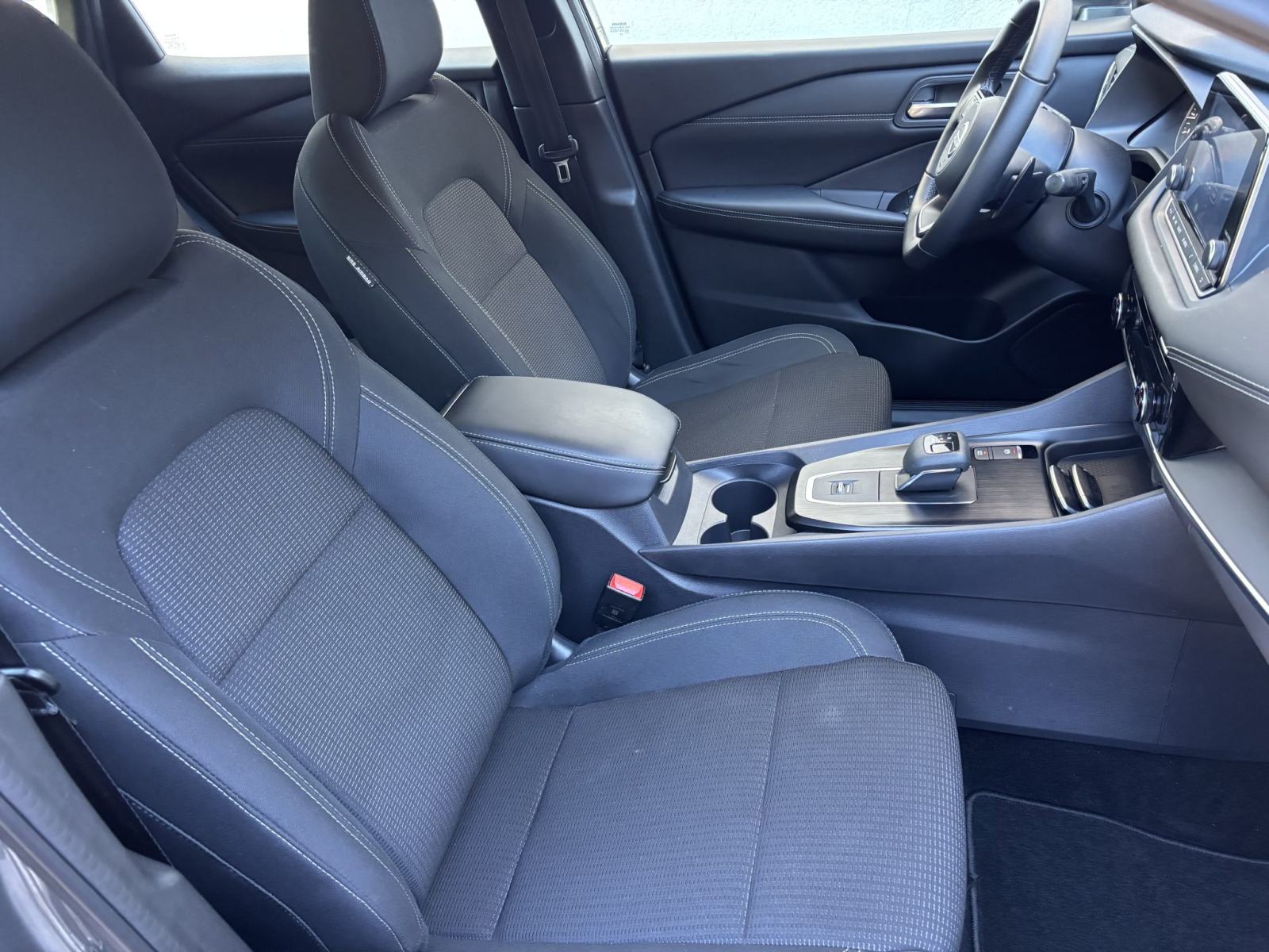 NISSAN Qashqai 1.3 xtronic, 116kW/158 KS, fotografija 12