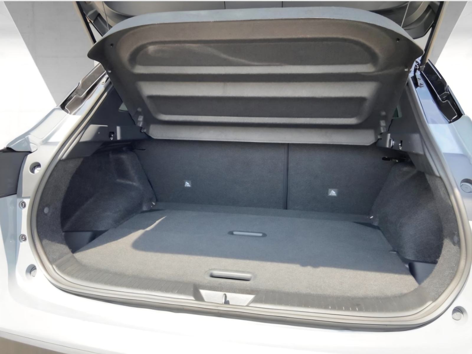 Nissan Qashqai 1,3MHEV,71TKM,NAVI,LED,KAMERA,ALU,PANO,GR.SJEDALA,TEKNA, fotografija 20