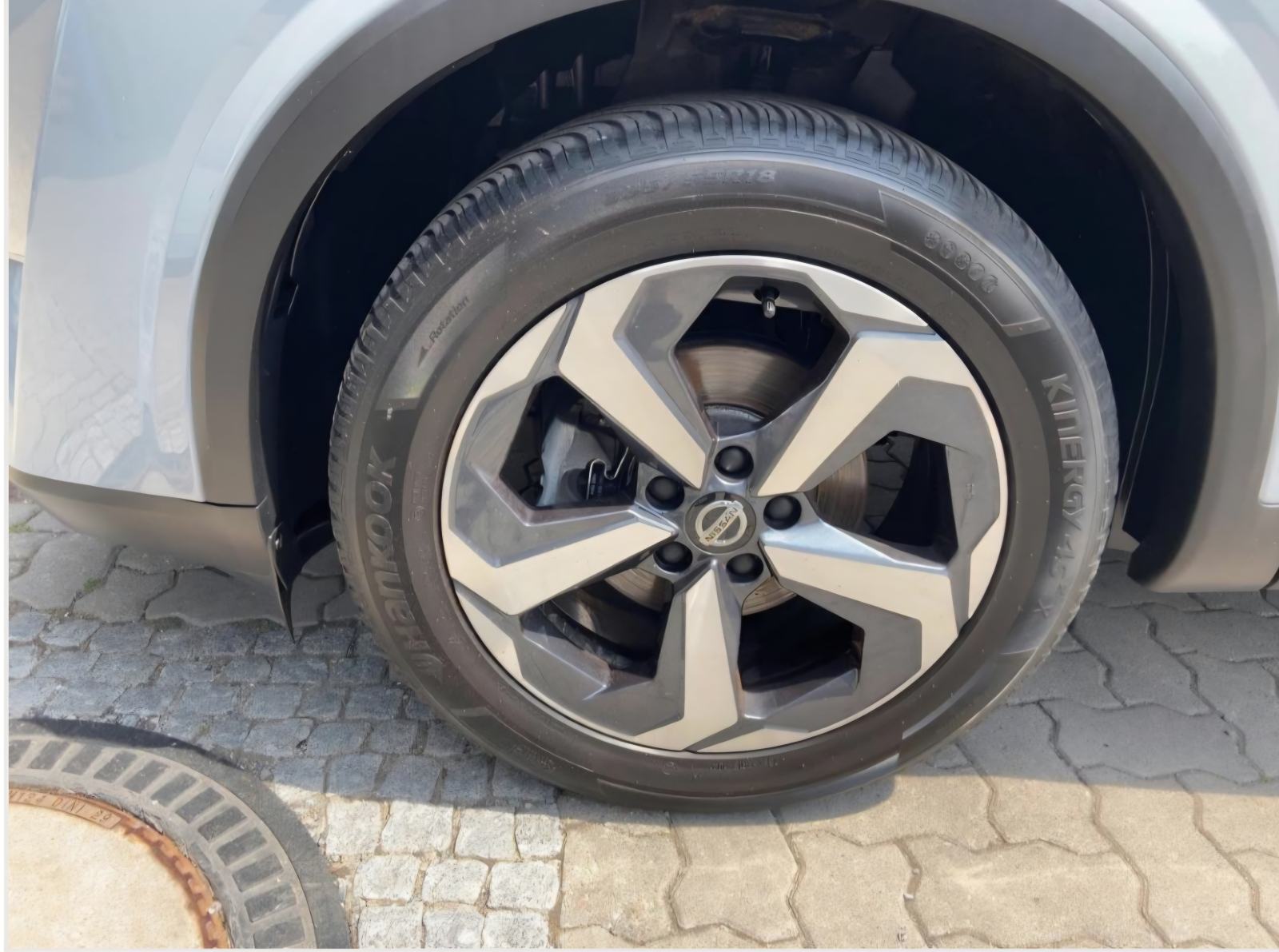 Nissan Qashqai 1,3MHEV,71TKM,NAVI,LED,KAMERA,ALU,PANO,GR.SJEDALA,TEKNA, fotografija 7