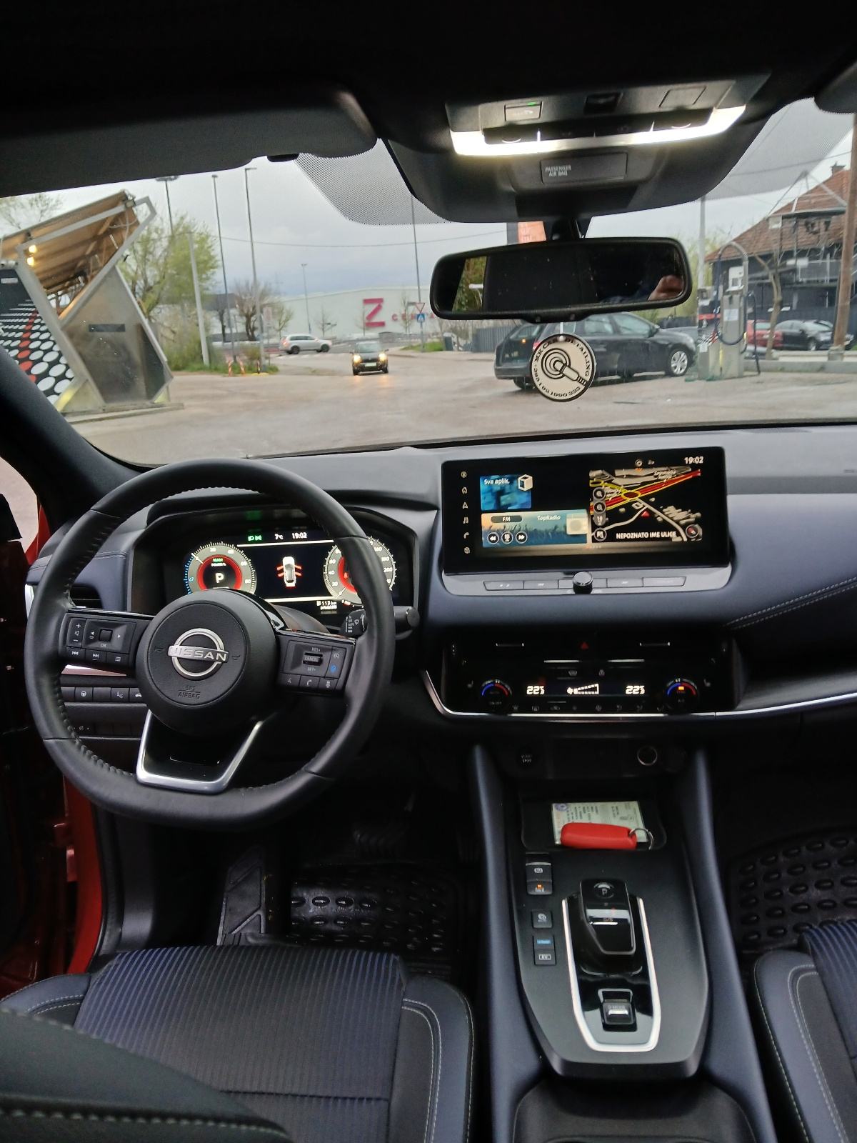 Nissan Qashqai 1.5 automatik, fotografija 14