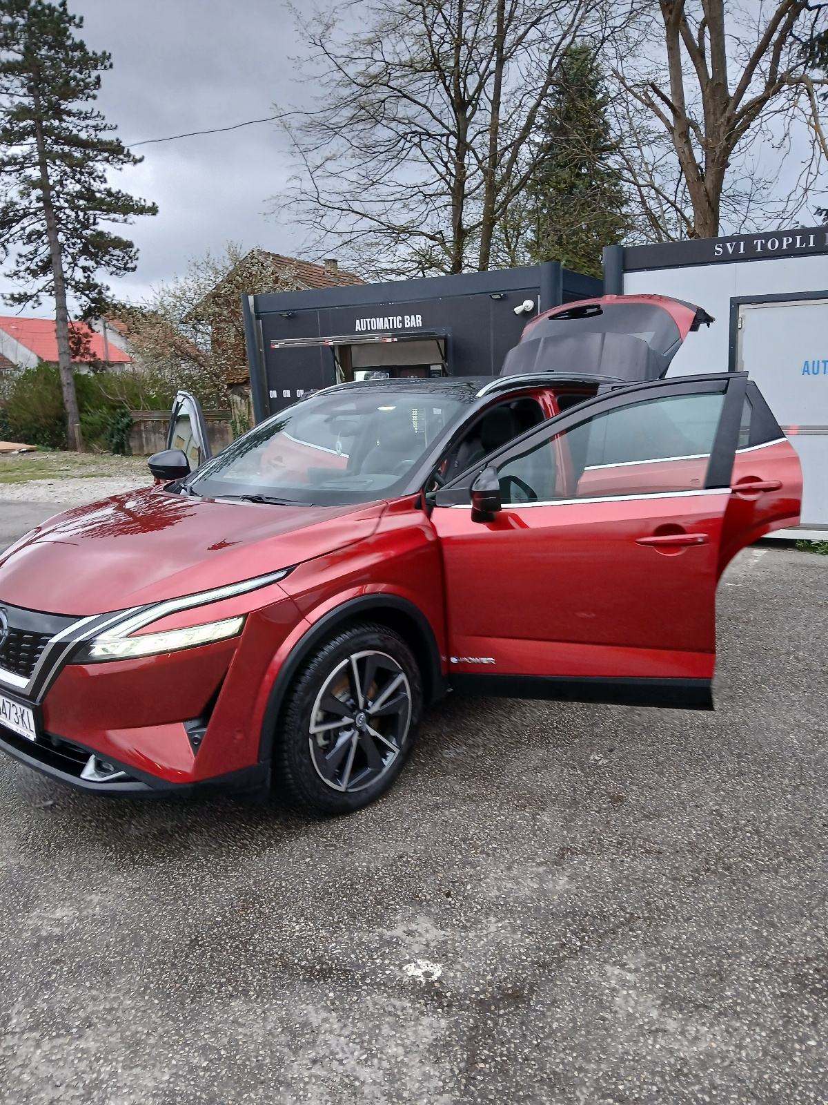 Nissan Qashqai 1.5 automatik, fotografija 20