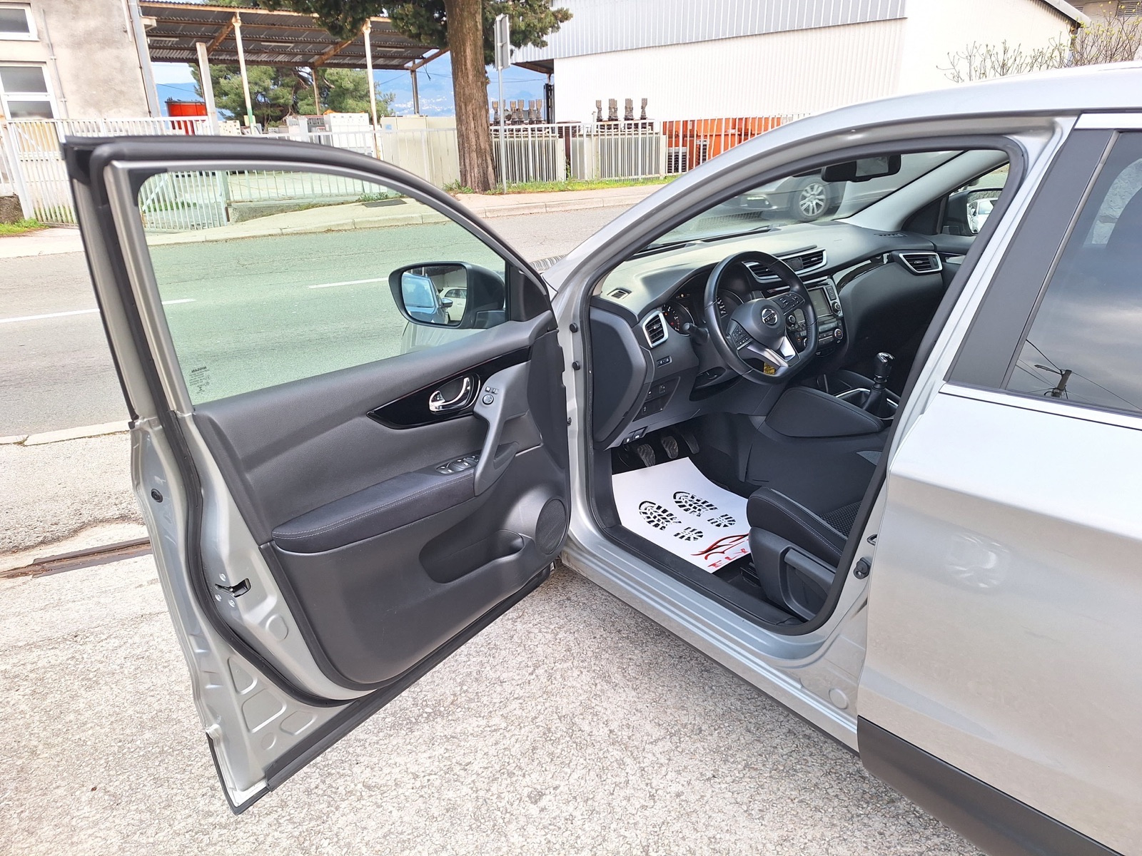 Nissan Qashqai 1,5 dCi 115 KS NAVI. LED/ P.KAMERA(AKCIJA), fotografija 10