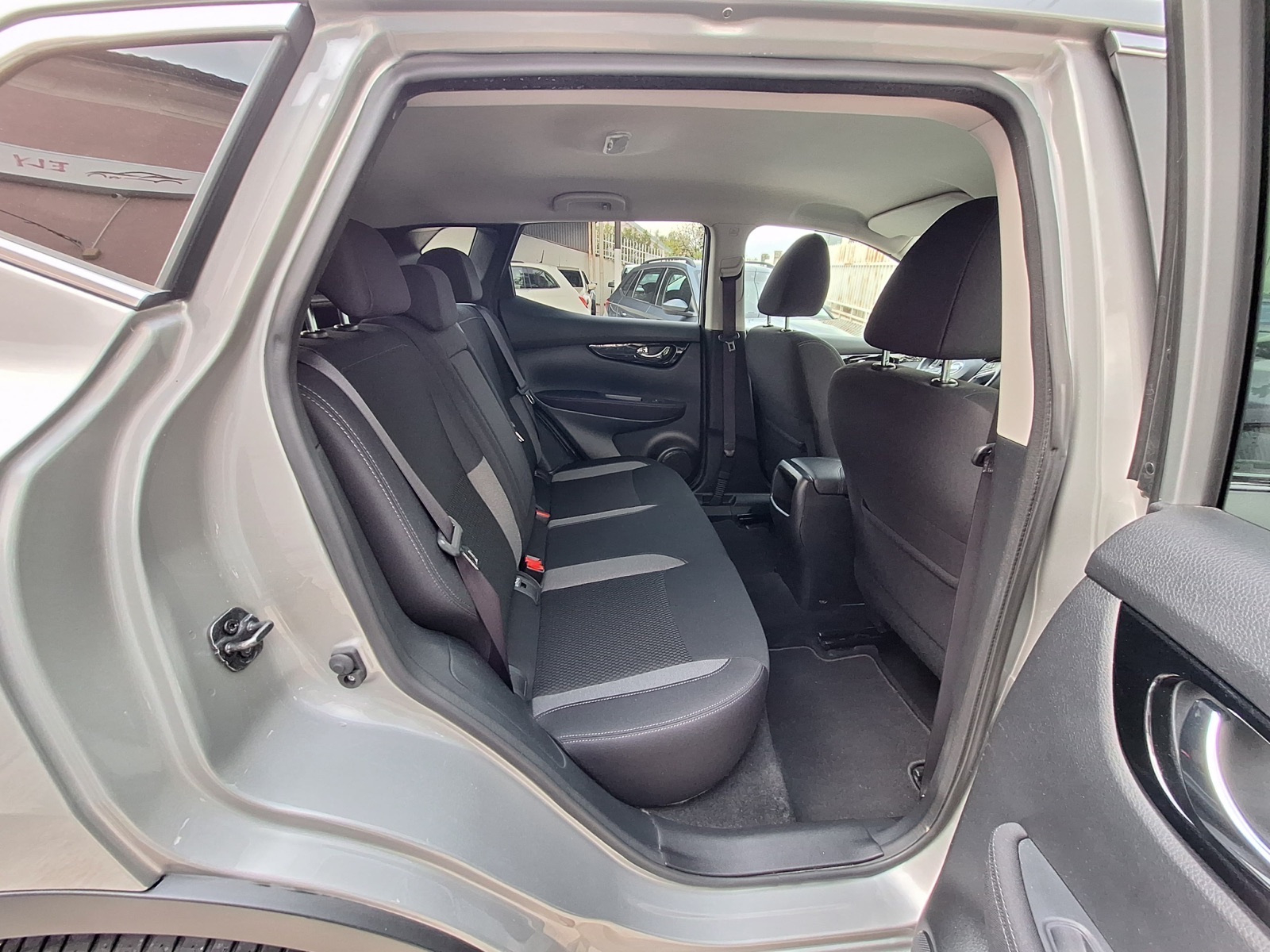 Nissan Qashqai 1,5 dCi 115 KS NAVI. LED/ P.KAMERA(AKCIJA), fotografija 20