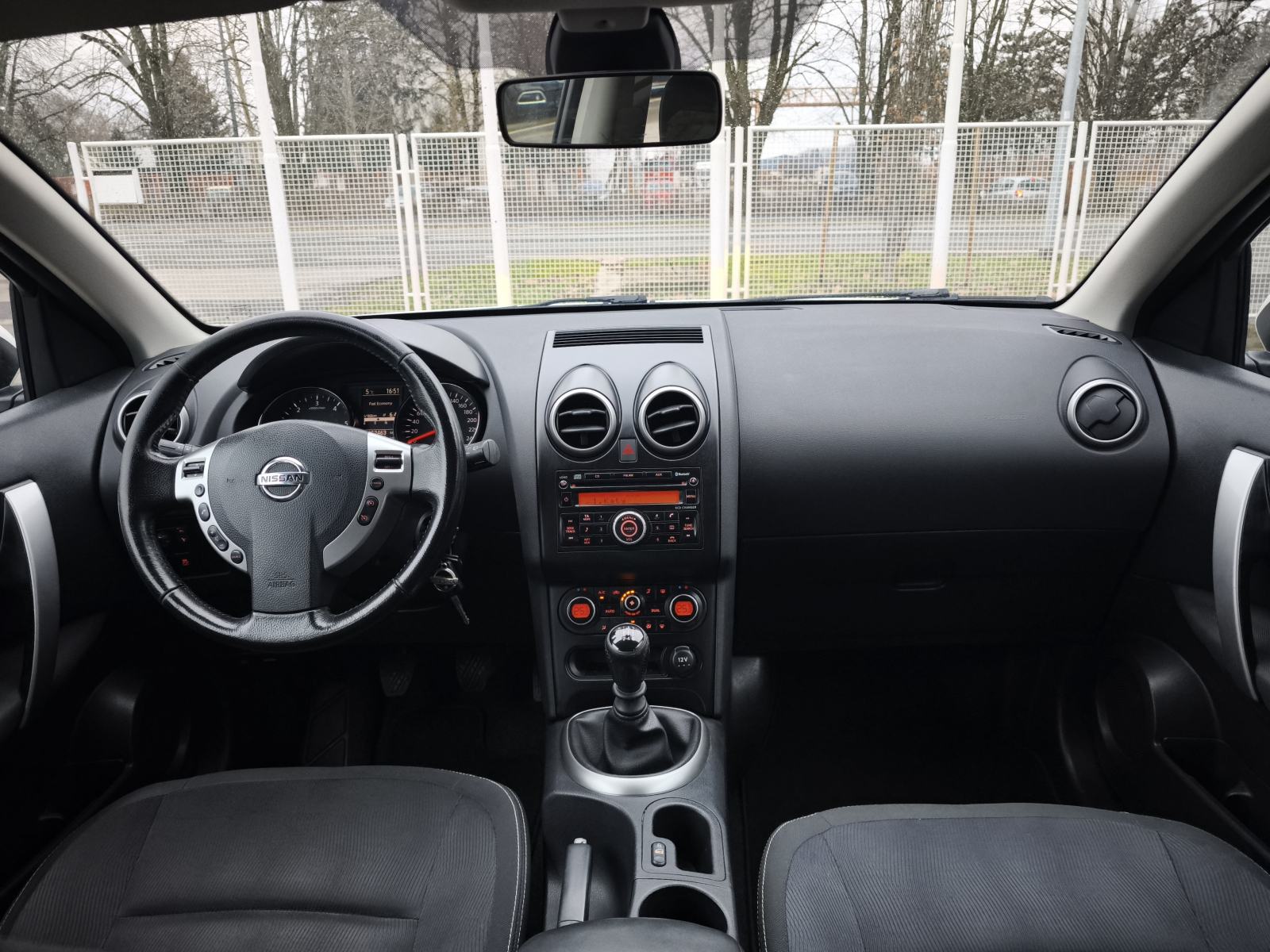Nissan Qashqai 1,5 dCi 152000KM 6 BRZINA PARKING SENZORI TEMPOMAT KUKA, fotografija 16