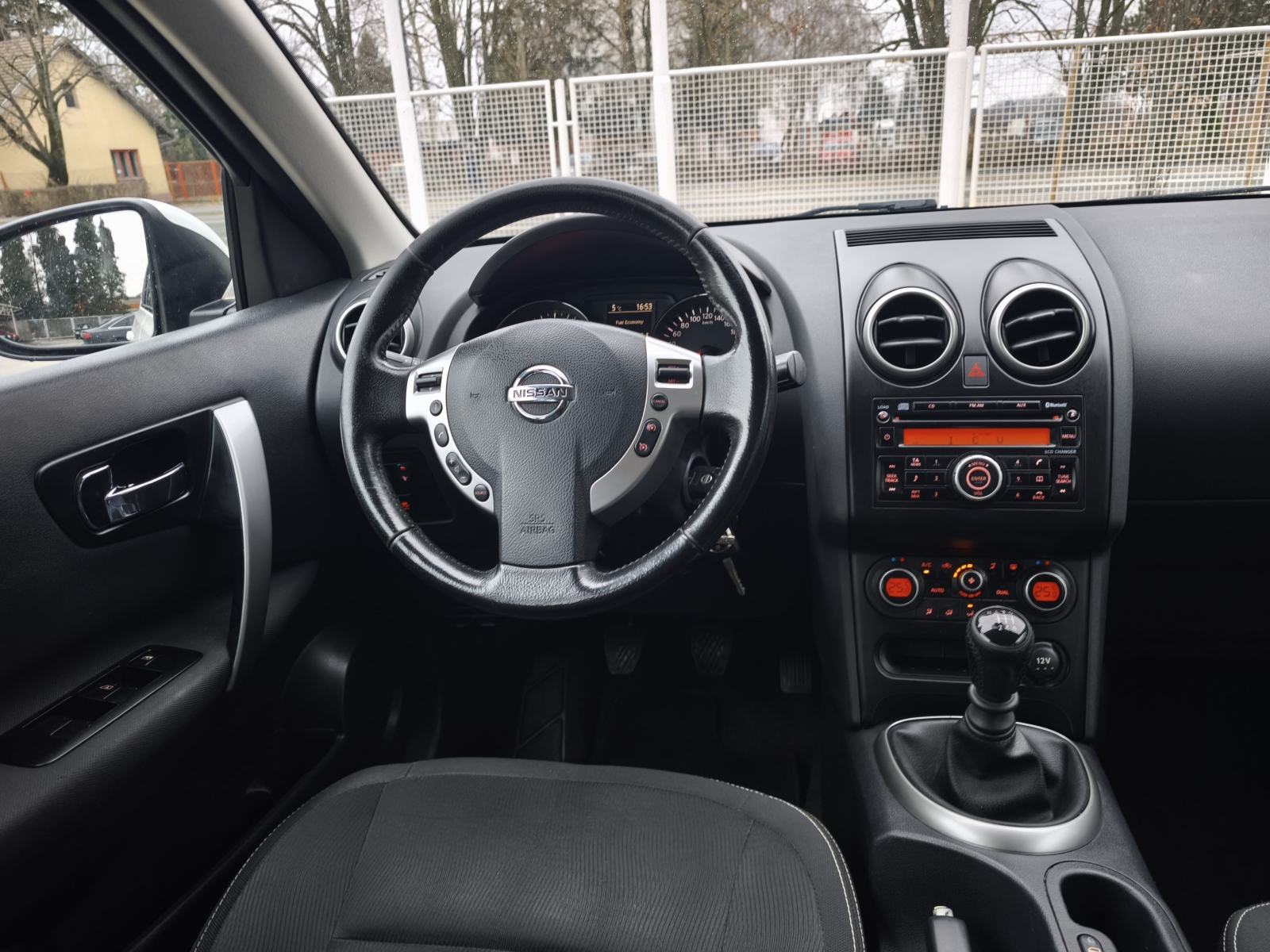 Nissan Qashqai 1,5 dCi 152000KM 6 BRZINA PARKING SENZORI TEMPOMAT KUKA, fotografija 18