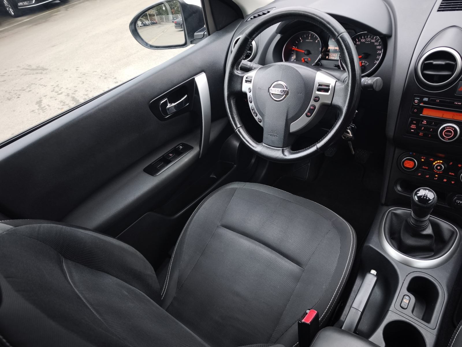 Nissan Qashqai 1,5 dCi 152000KM 6 BRZINA PARKING SENZORI TEMPOMAT KUKA, fotografija 19