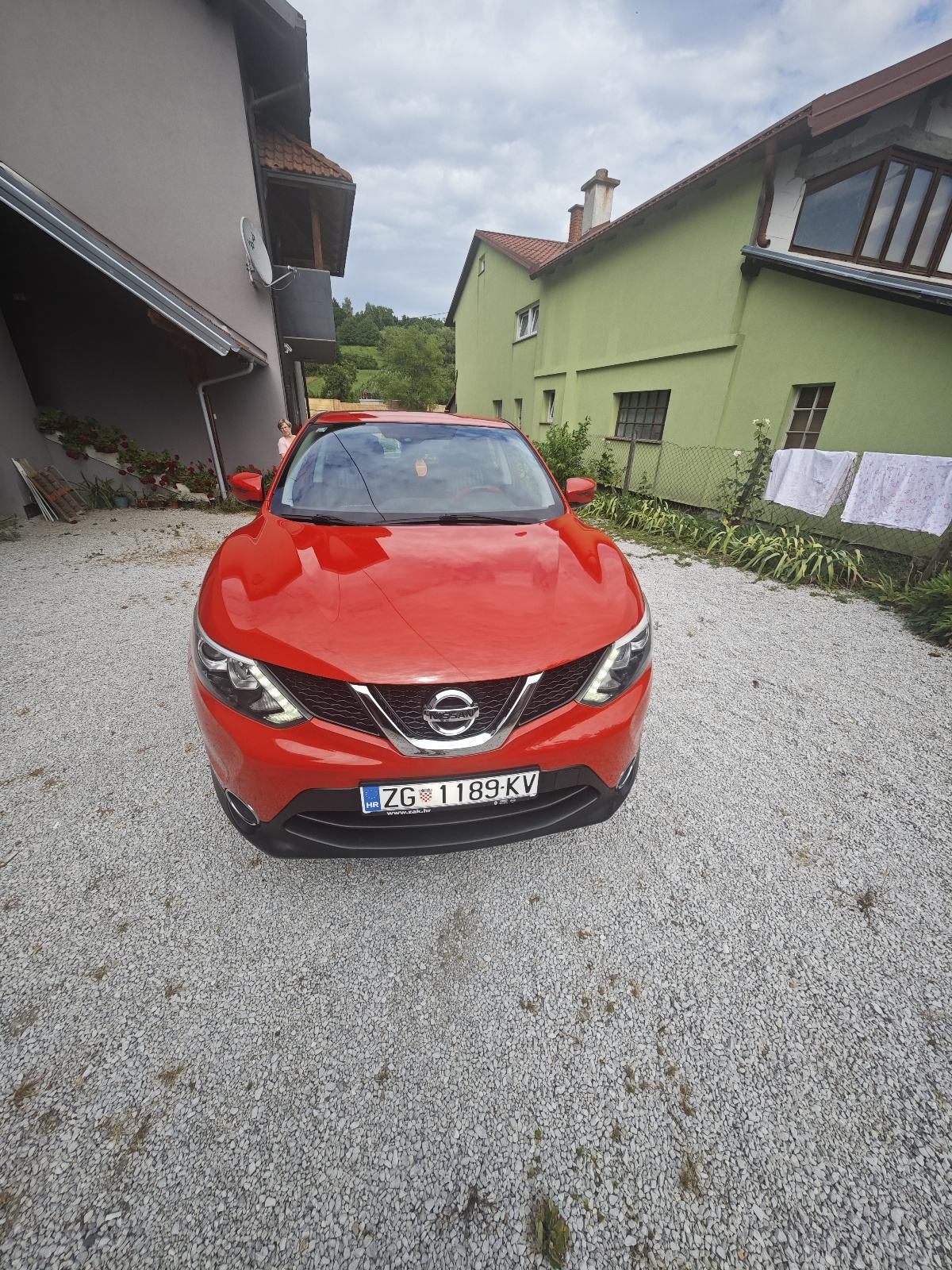 Nissan Qashqai 1,5 dCi 2015.godina, super stanje, fotografija 3
