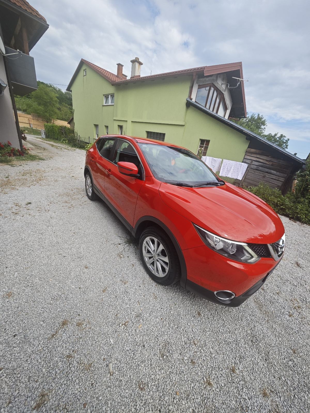 Nissan Qashqai 1,5 dCi 2015.godina, super stanje, fotografija 4