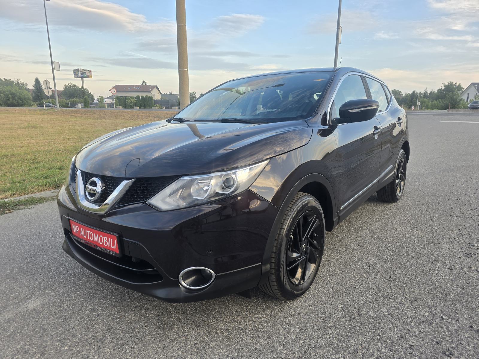 Nissan Qashqai 1,5 dCi-2015god.md-CLIMATRONIC-xenon,173tkm,alu,KARTICE, fotografija 2