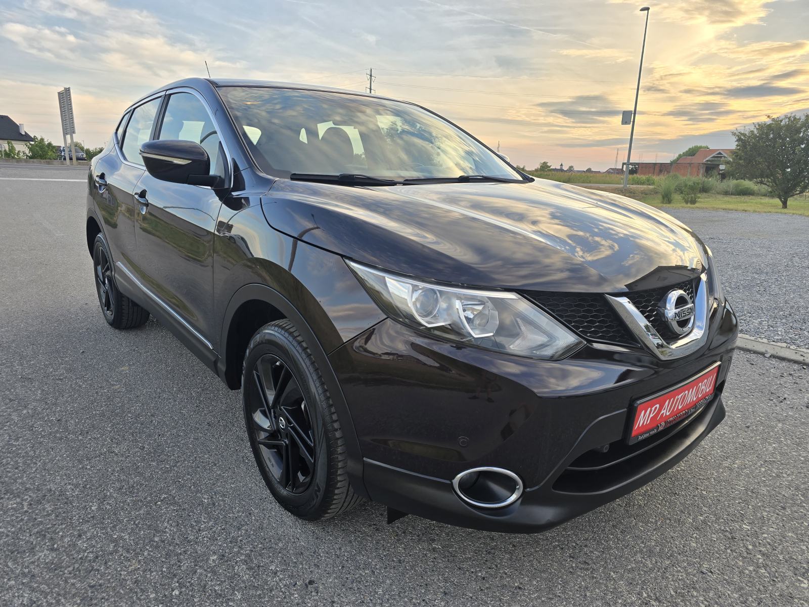 Nissan Qashqai 1,5 dCi-2015god.md-CLIMATRONIC-xenon,173tkm,alu,KARTICE, fotografija 4