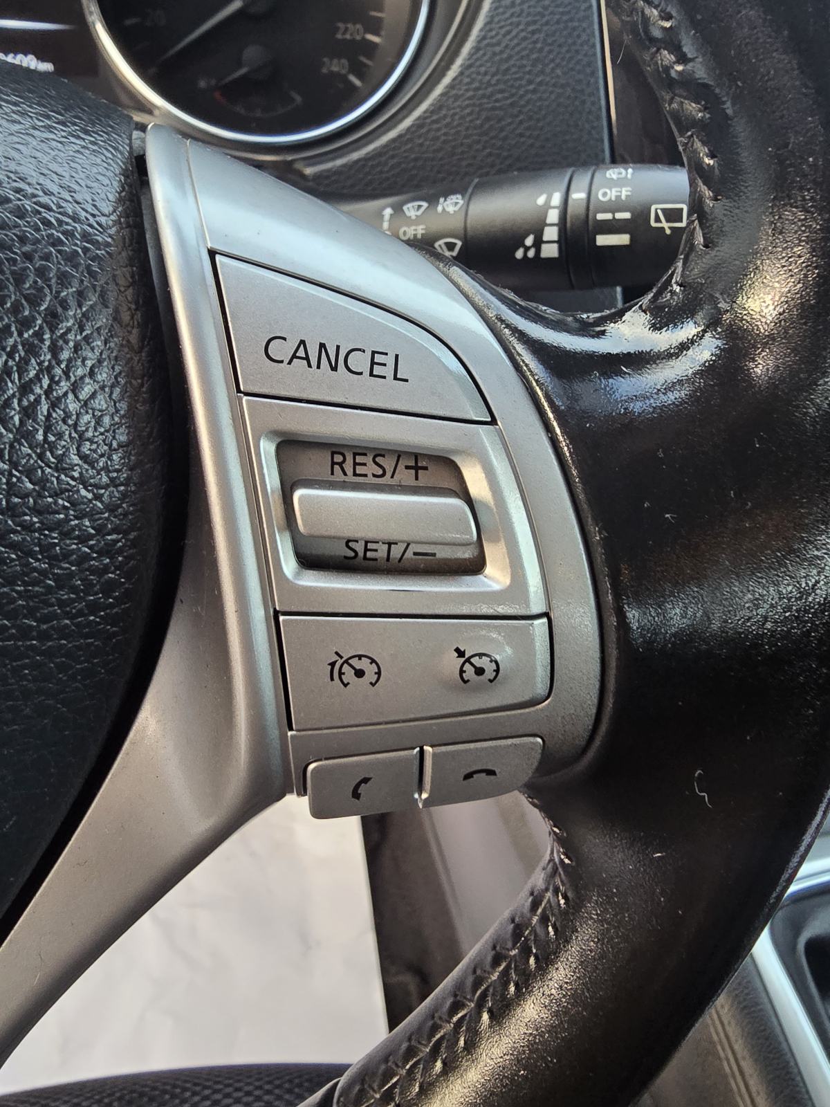 Nissan Qashqai 1,5 dCi-2015god.md-CLIMATRONIC-xenon,173tkm,alu,KARTICE, fotografija 13