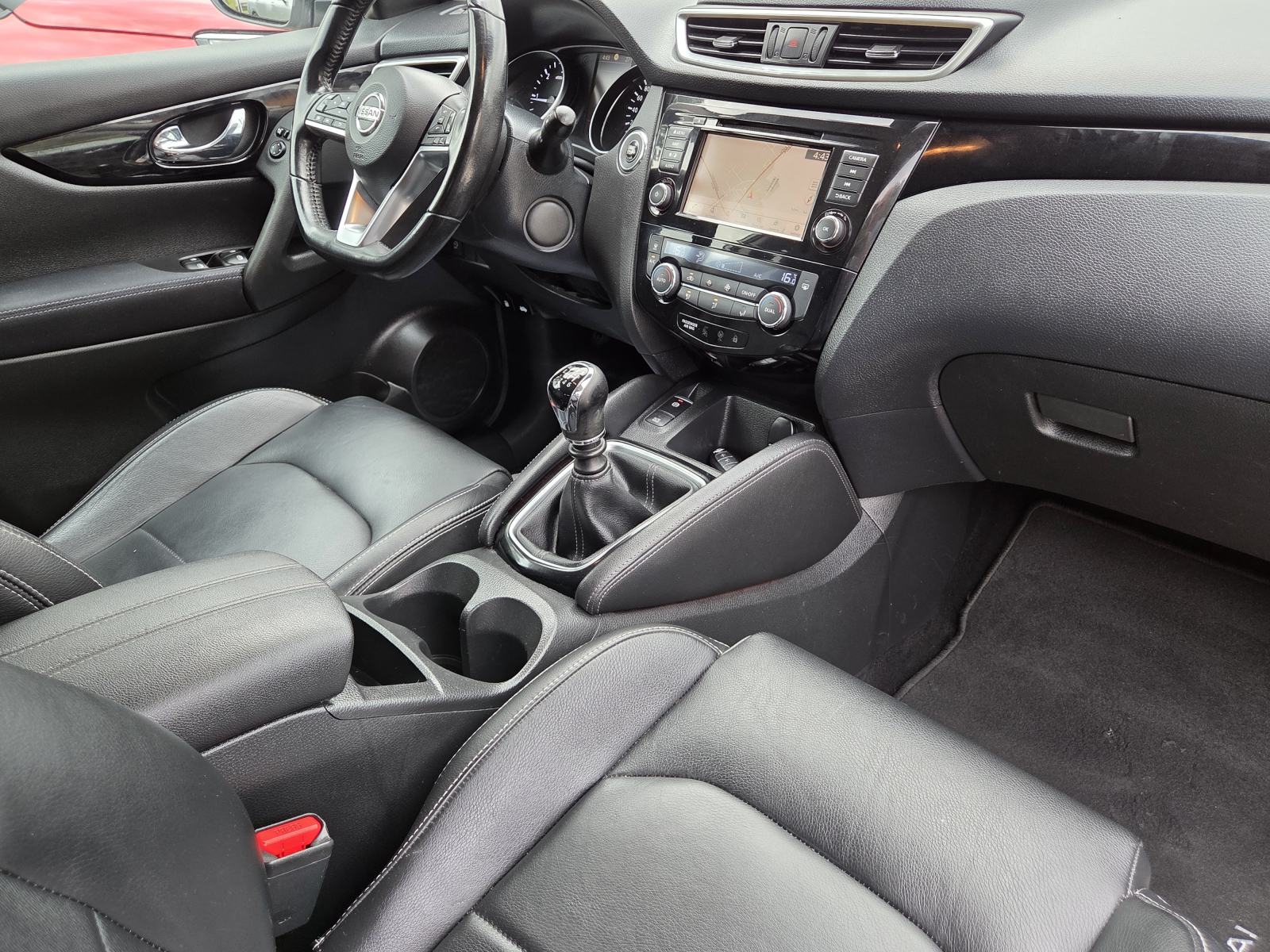 Nissan Qashqai 1,5 dCi 2021-NAVI-KAMERA 360-PANORAMA-KOŽA-GARANCIJA, fotografija 17