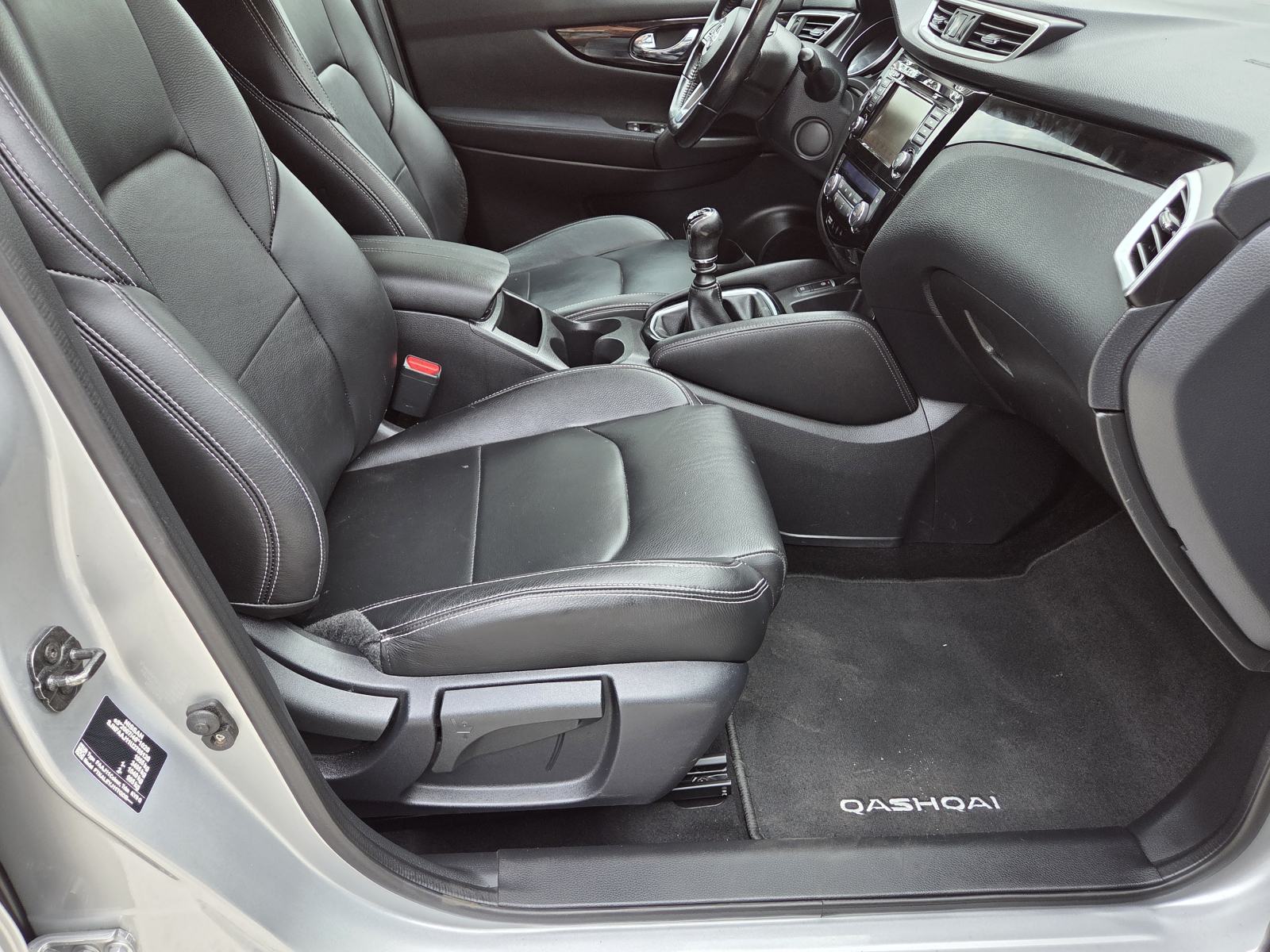 Nissan Qashqai 1,5 dCi 2021-NAVI-KAMERA 360-PANORAMA-KOŽA-GARANCIJA, fotografija 10