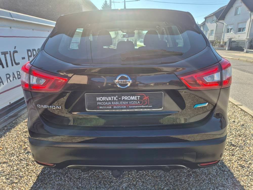 Nissan Qashqai 1,5 dCi 360,klima,veliki i mali servis,reg 4/27,odličan, fotografija 10