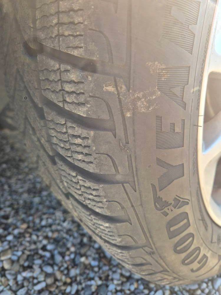 Nissan Qashqai 1,5 dCi 360,klima,veliki i mali servis,reg 4/27,odličan, fotografija 11