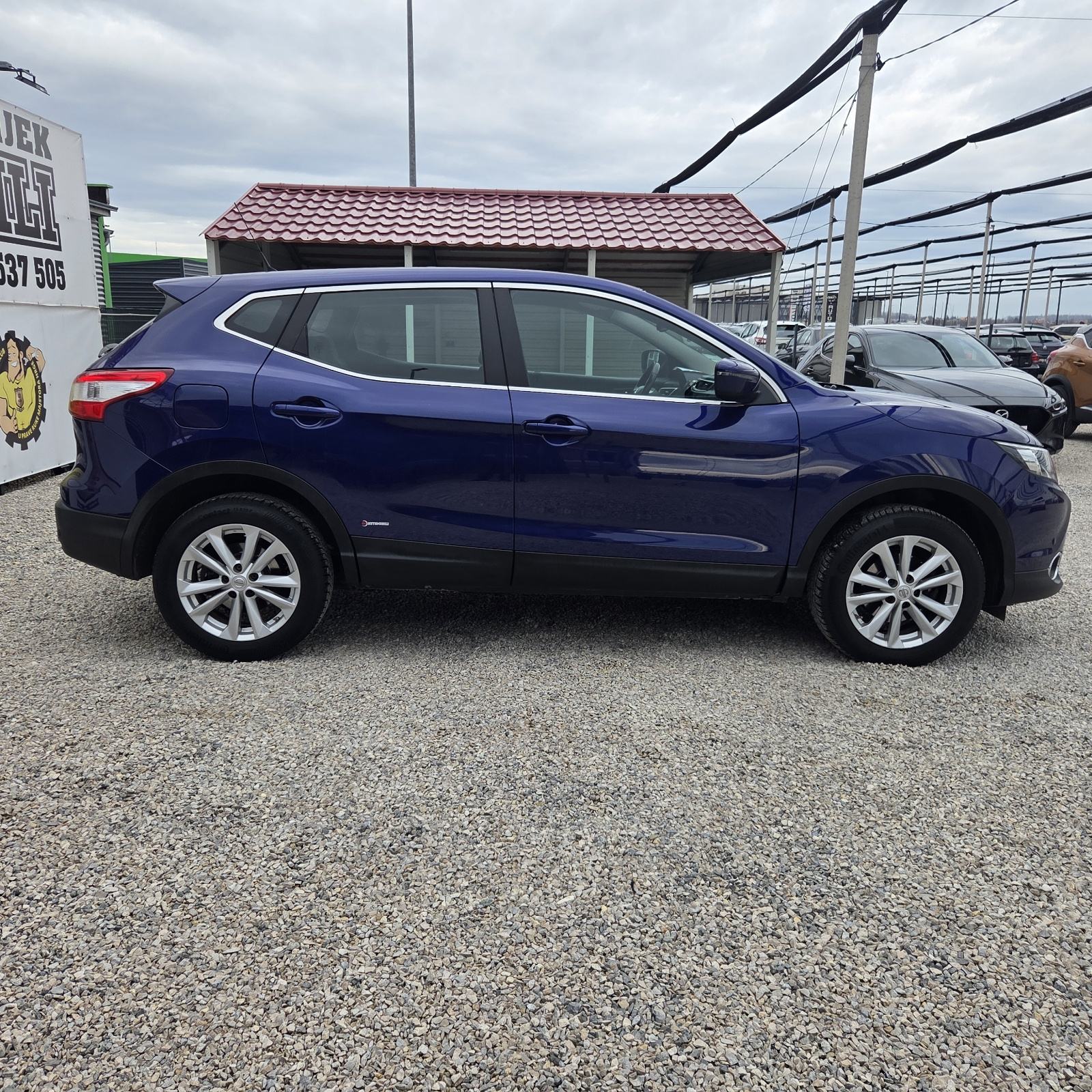 Nissan Qashqai 1,5 dCi 360°NAVIMKAMERA,CLIMATRONIC,GR.SJ,REG.3/2027, fotografija 7