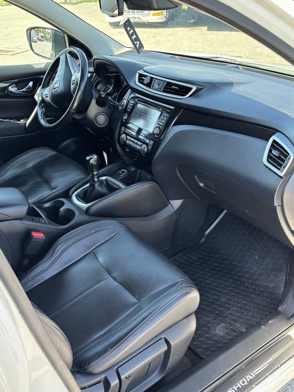 Nissan Qashqai 1,5 dCi 360°, fotografija 11