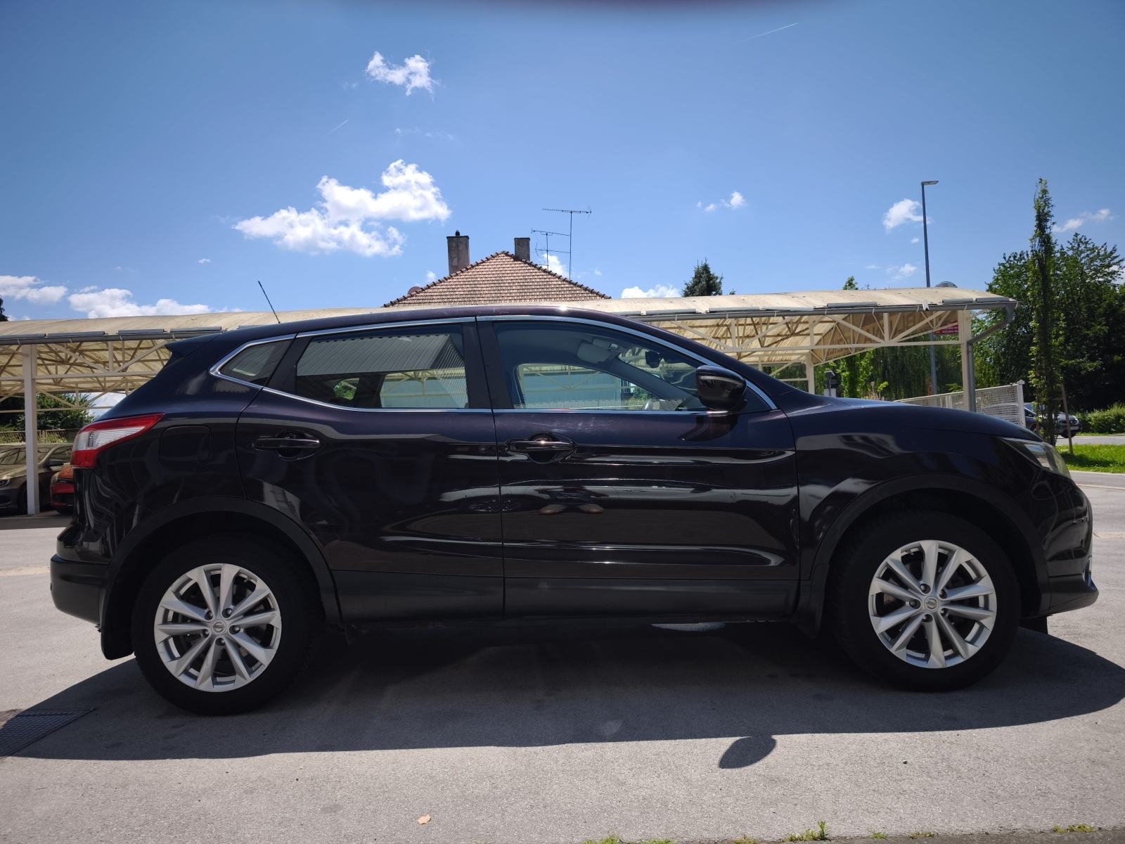 Nissan Qashqai 1,5 dCi 6 BRZINA NAVI PARK SENZORI I KAMERA LED KUKA, fotografija 13