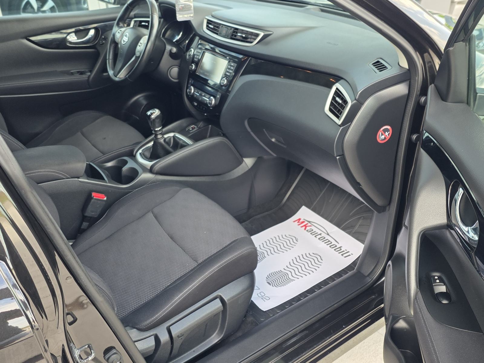 Nissan Qashqai 1,5 dCi ALU 18,NAVI,PANORAMA,KAMERA 360, fotografija 11