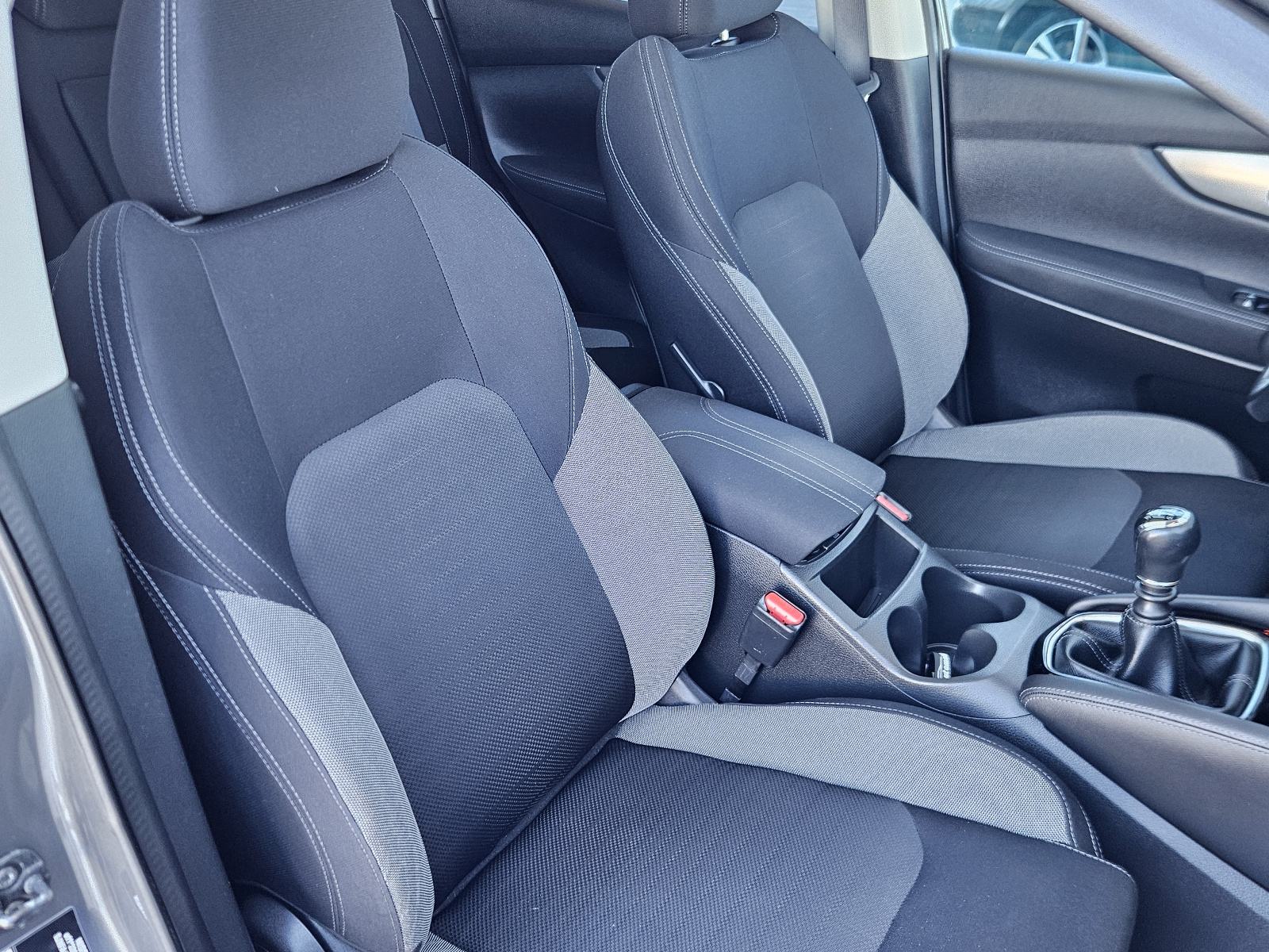 Nissan Qashqai 1,5 dCi ALU,NAVI,KAMERA 360,PANORAMA, fotografija 13