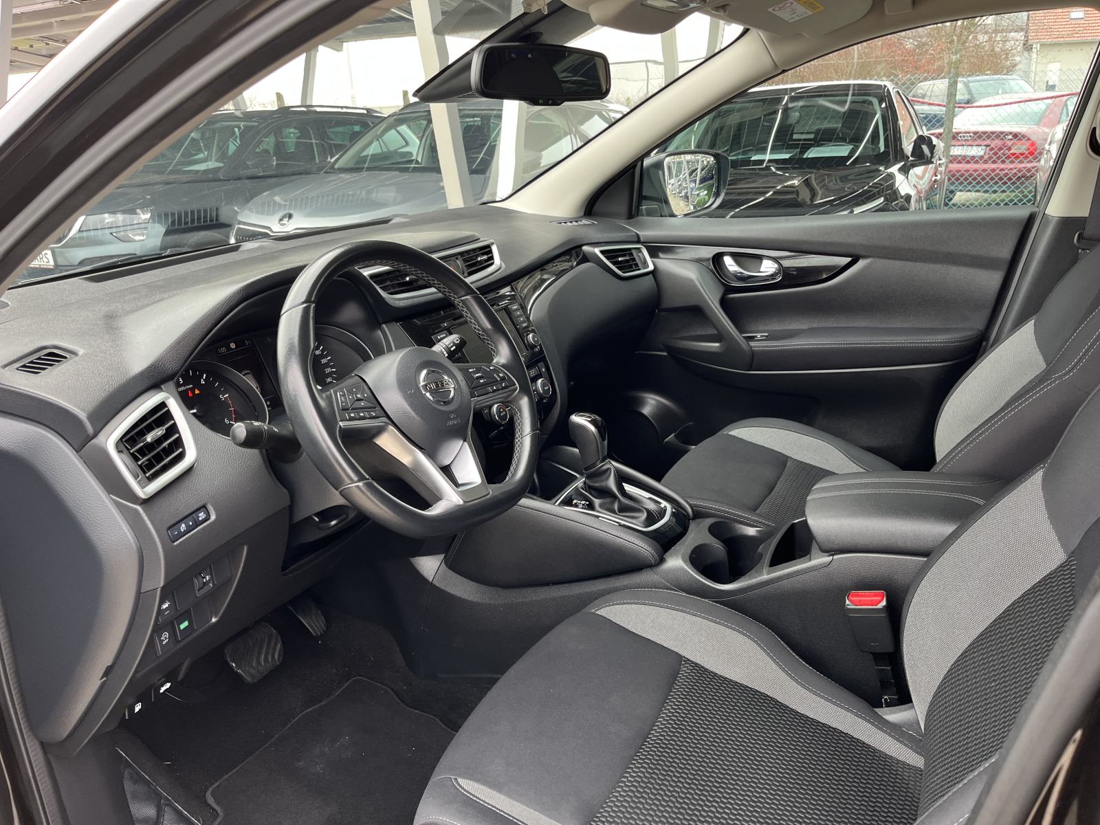 Nissan Qashqai 1,5 dCi - R.KAMERA,NAVI, LEASING BEZ UČEŠĆA I BEZ JAMCA, fotografija 10