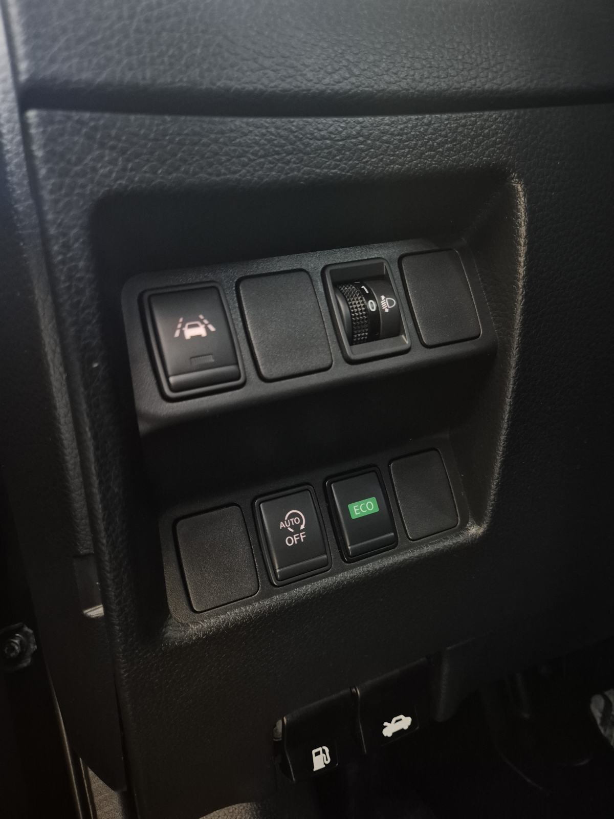 Nissan Qashqai 1,5 dCi - R.KAMERA,NAVI, LEASING BEZ UČEŠĆA I BEZ JAMCA, fotografija 18