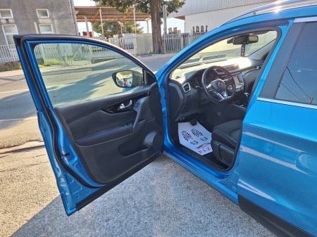 Nissan Qashqai 1,5 dCi Automatik (PANORAMSKI KROV/P.KAMERU 360)AKCIJA, fotografija 10
