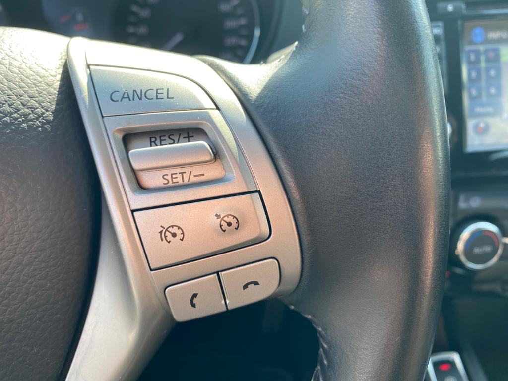 Nissan Qashqai 1,5 dCi BUSINESS, KAMERA , TEMPOMAT, 4 X GARANCIJA!, fotografija 11