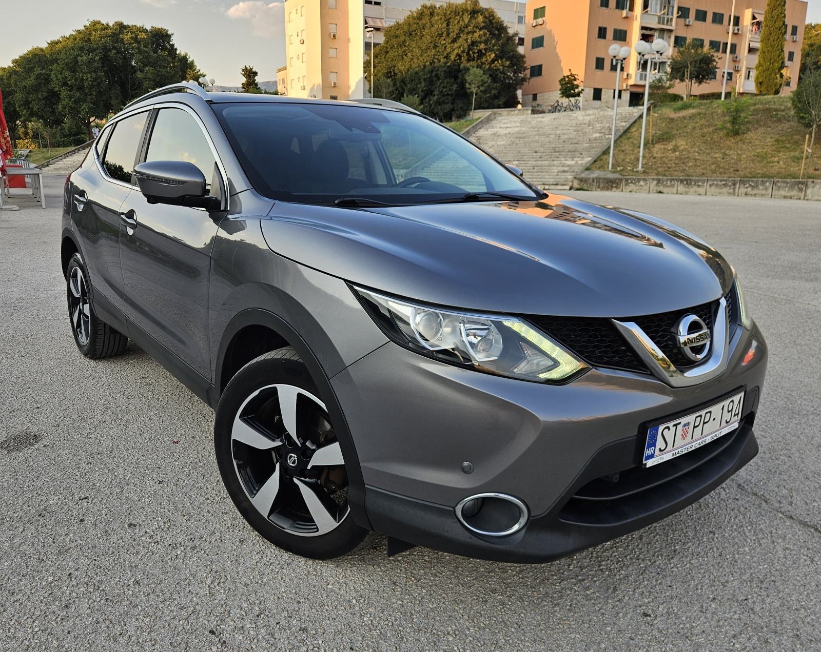 NISSAN QASHQAI 1,5 dCi • FULL OPREMA • TOP STANJE • JAMSTVO 12 MJESECI, pogled izvana - slika 2