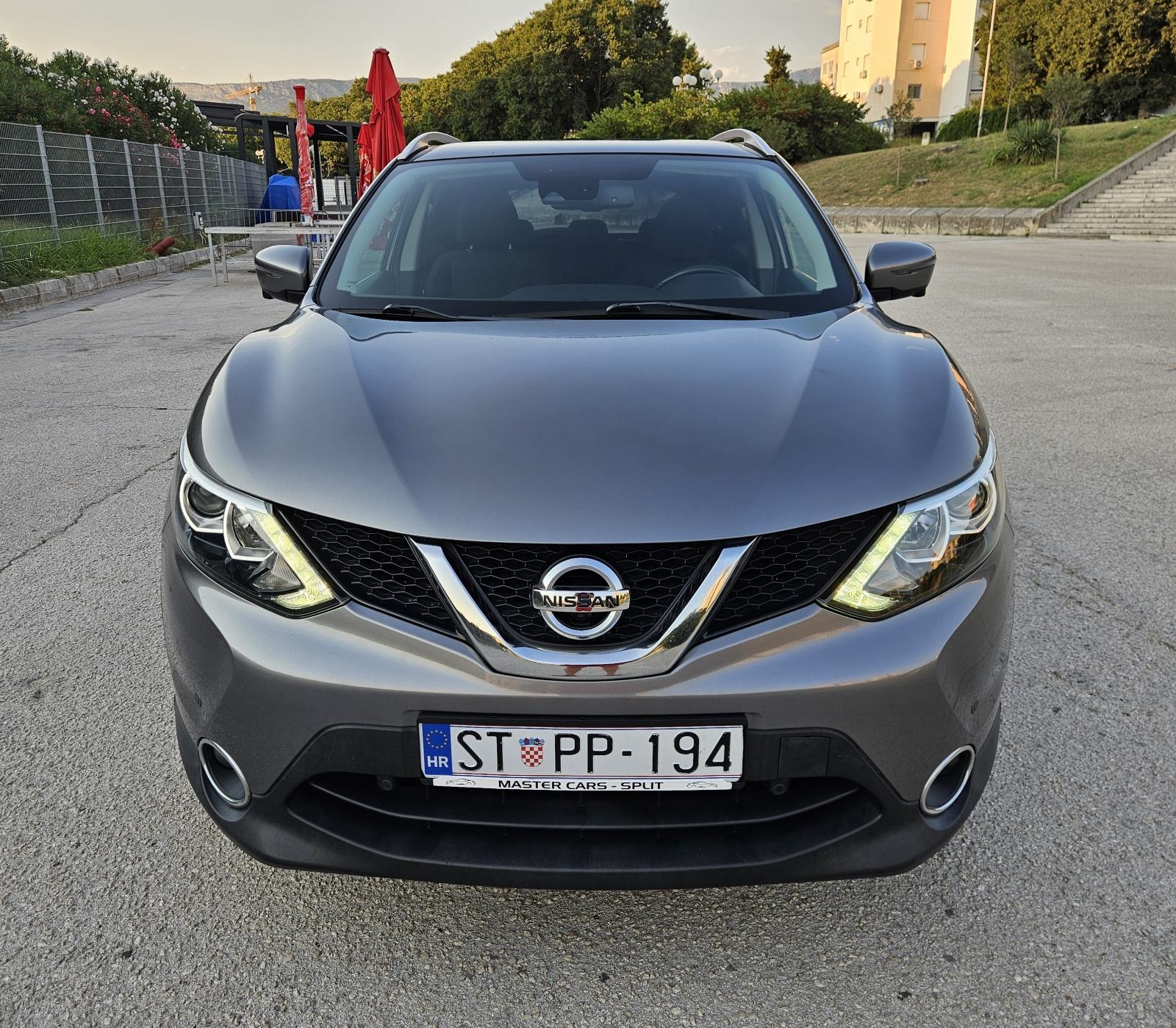 NISSAN QASHQAI 1,5 dCi • FULL OPREMA • TOP STANJE • JAMSTVO 12 MJESECI, fotografija 6