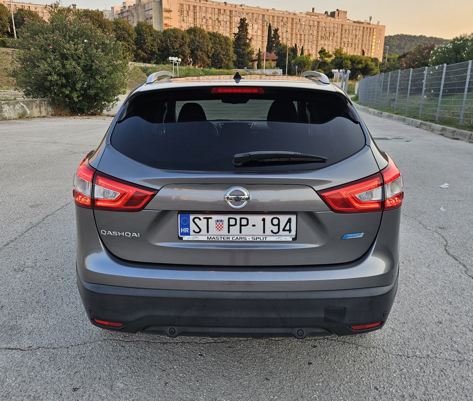 NISSAN QASHQAI 1,5 dCi • FULL OPREMA • TOP STANJE • JAMSTVO 12 MJESECI, fotografija 10