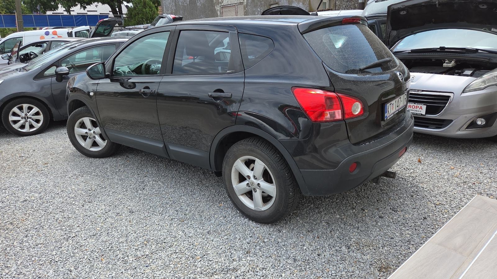Nissan Qashqai 1,5 dCi nove gume kuka servisna, pogled izvana - slika 2
