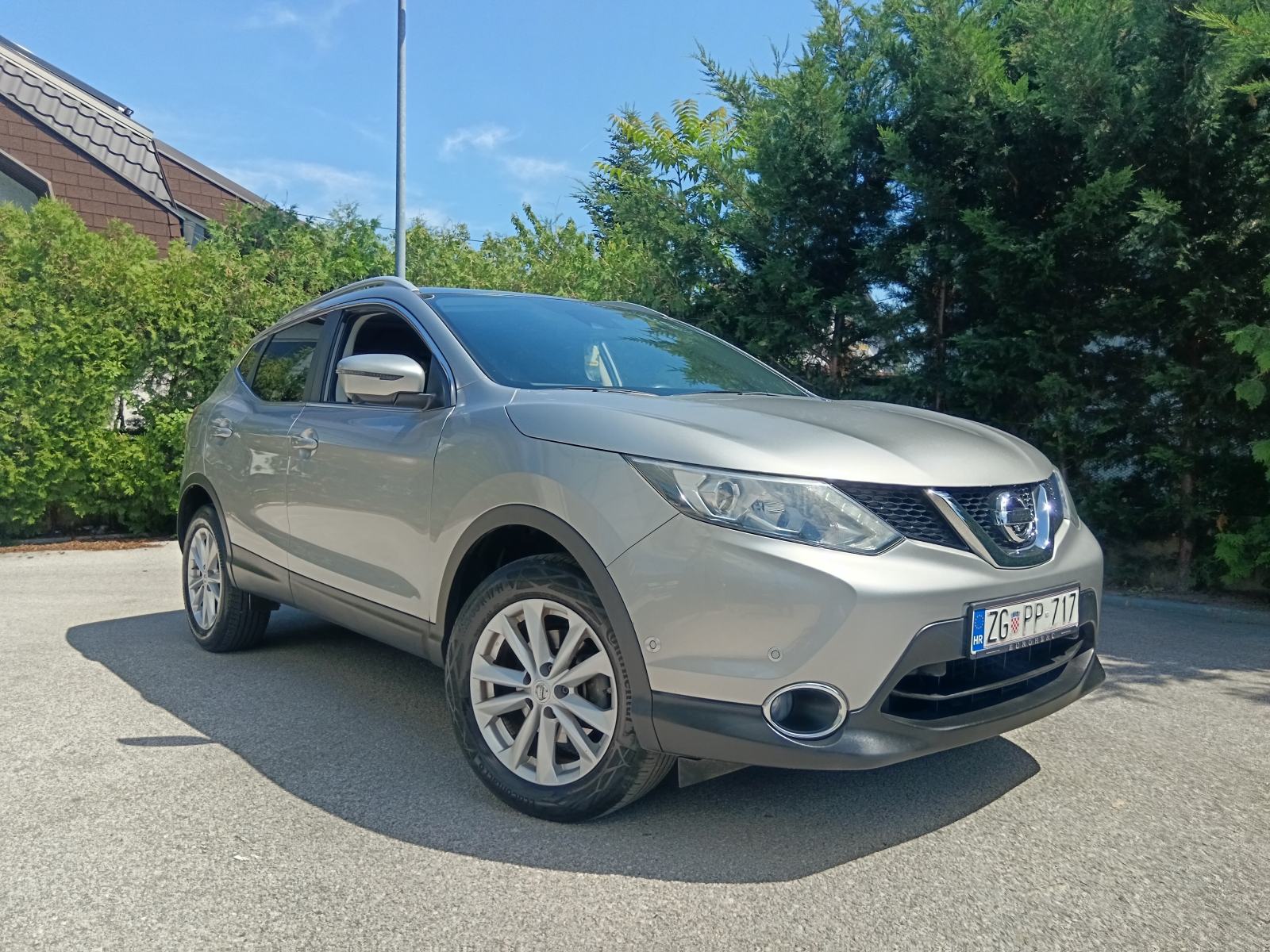 Nissan Qashqai 1,5 dCi. Tekna, 360 kamere. Izvrsno stanje!!, fotografija 7