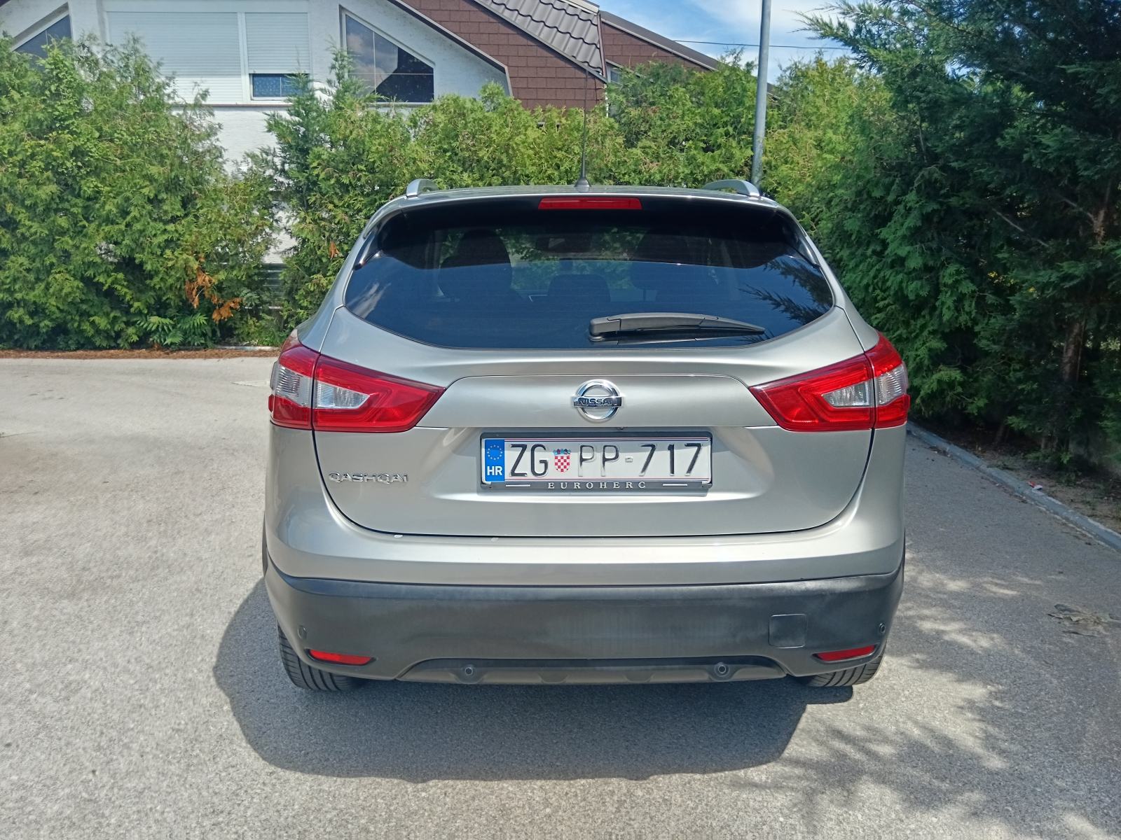 Nissan Qashqai 1,5 dCi. Tekna, 360 kamere. Izvrsno stanje!!, fotografija 4