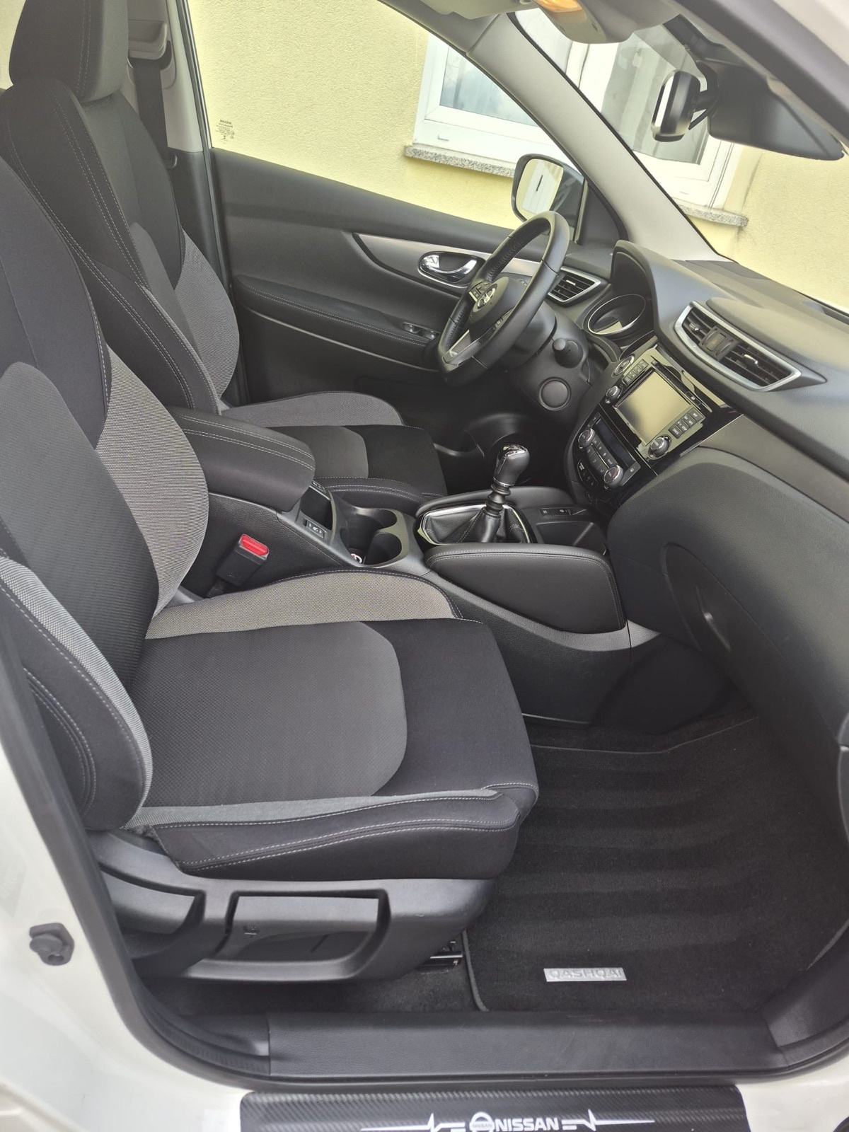 Nissan Qashqai 1,5 dCi N-Conecta, fotografija 4