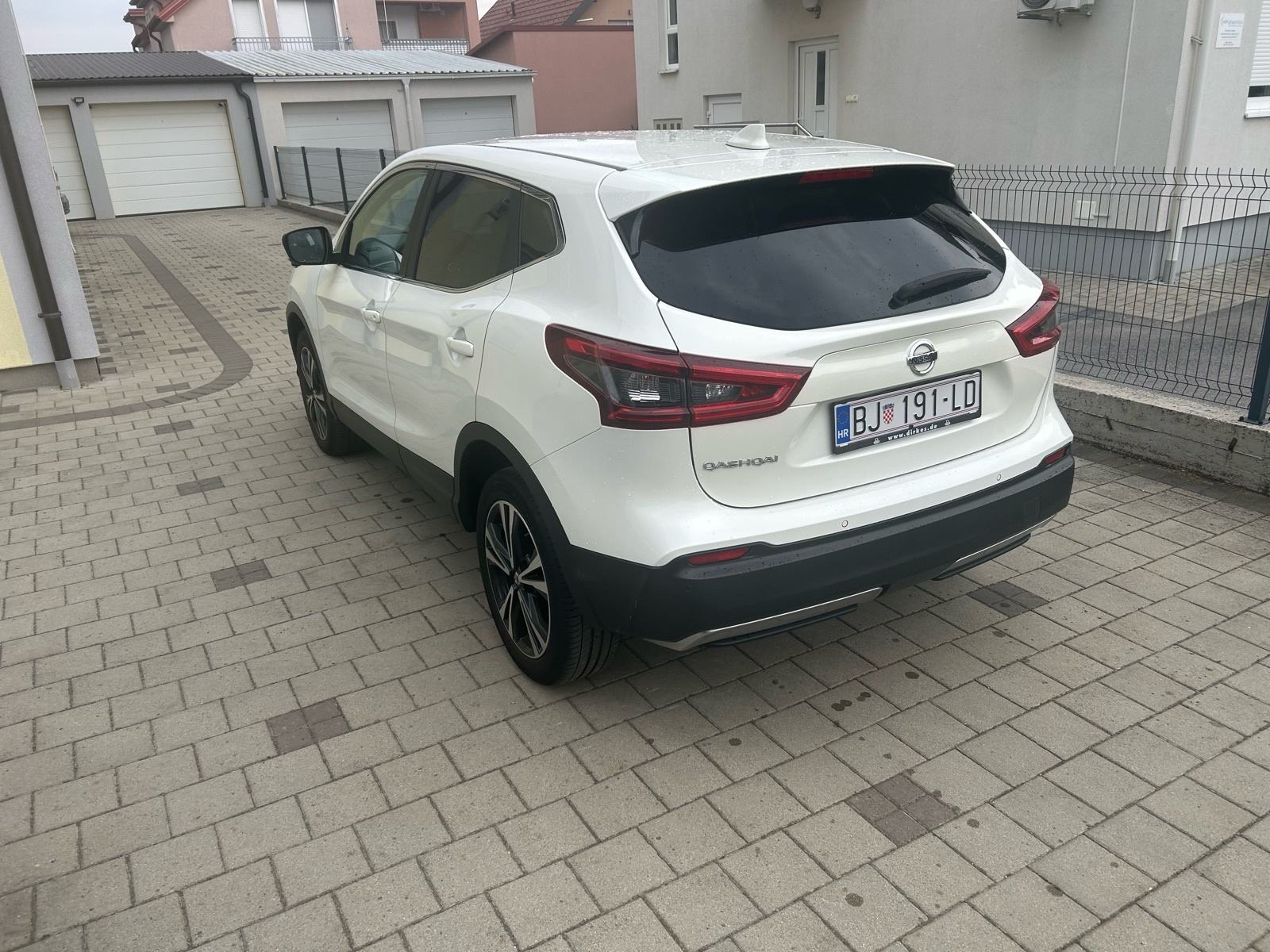 Nissan Qashqai 1,5 dCi N-Conecta, fotografija 13